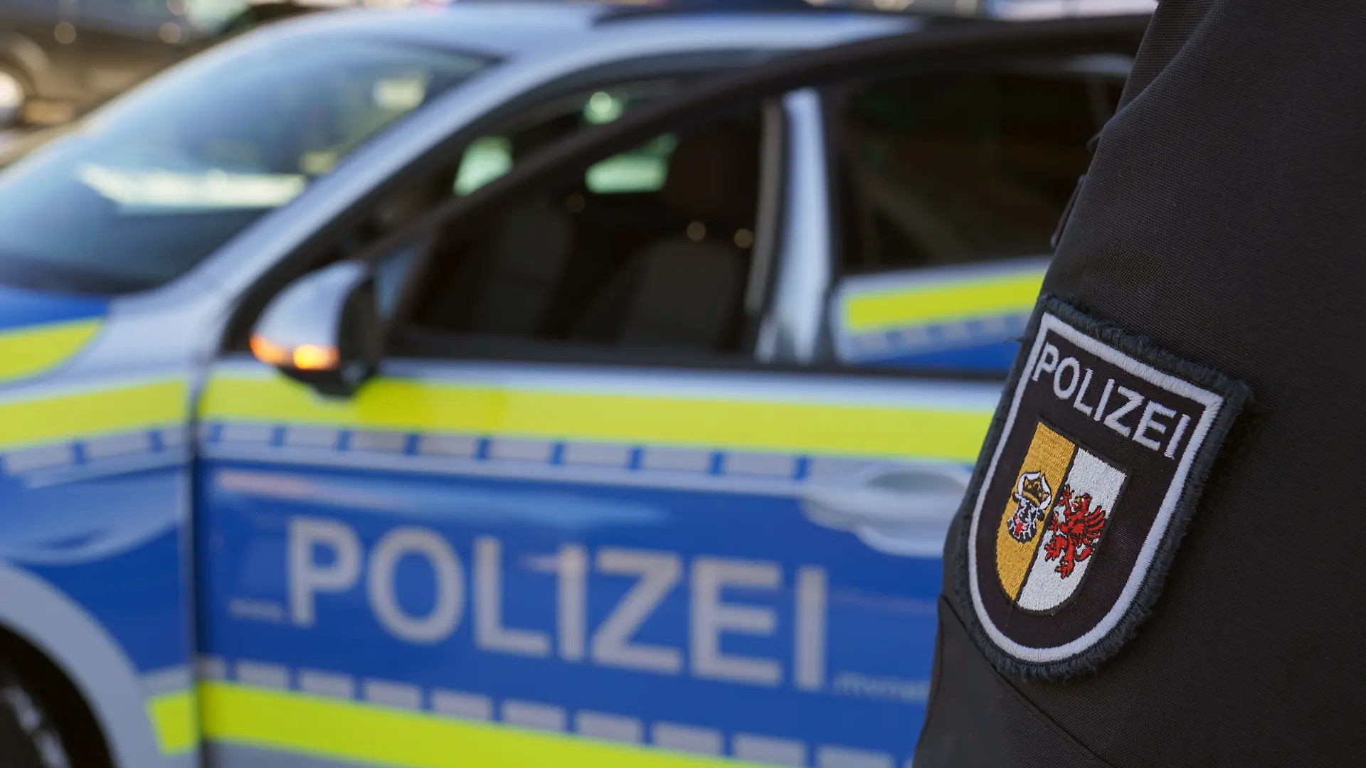 Etwa jeder dritte Mitarbeiter der Landespolizei in Mecklenburg-Vorpommern hat zuletzt 40 oder mehr Überstunden auf seinem Konto. (zu dpa: «15 Kinder bei Busunfall in Neubrandenburg verletzt») +++ dpa-Bildfunk +++