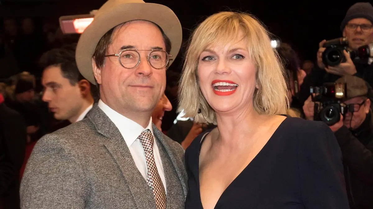 Jan Josef Liefers und Anna Loos bei der Berlinale 2020.
