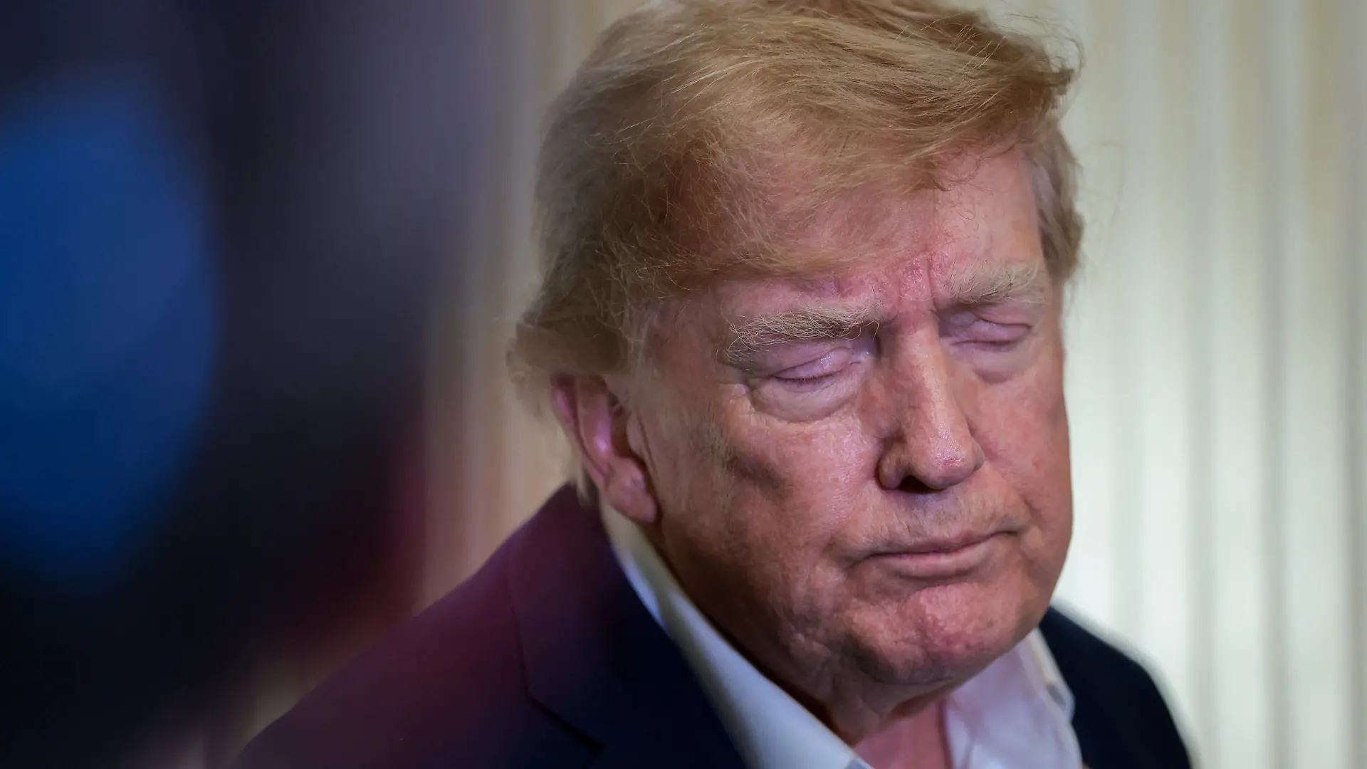 U.S. President Donald Trump speaks to members of the media aboard Air Force One, en route to Joint Base Andrews, Maryland, U.S., following a two-day visit to Ireland, September 13, 2026. REUTERS/Kylie Cooper