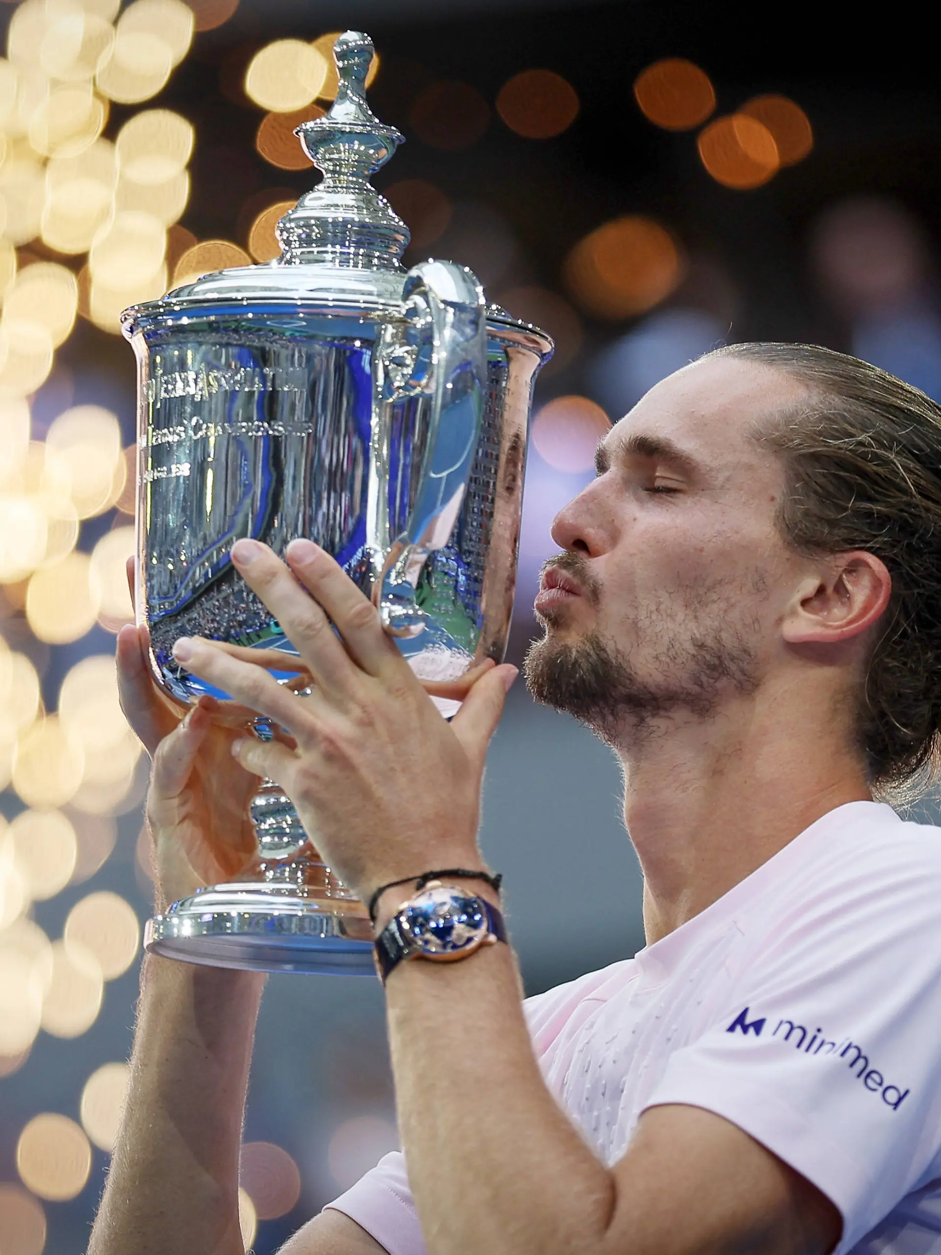 Bild zu: "Darum muss Zverev mehrere Millionen Preisgeld gleich wieder abgeben"