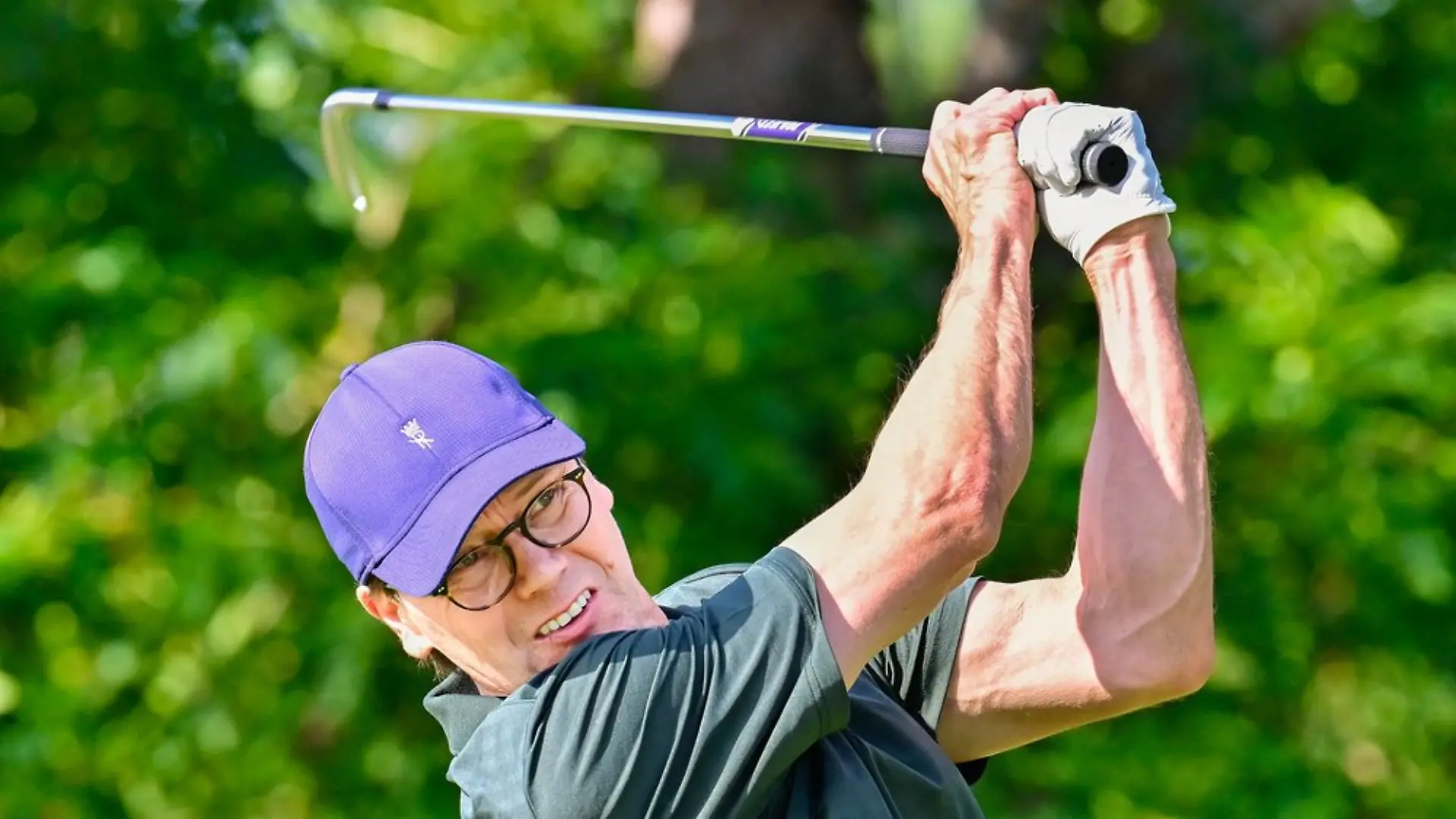 Am 13. Juli schwang Prinz Daniel den Golfschläger beim traditionellen Victoria-Golfen. Ein Bild von diesem Tag nutzte der Palast jetzt für den Geburtstagsgruß.