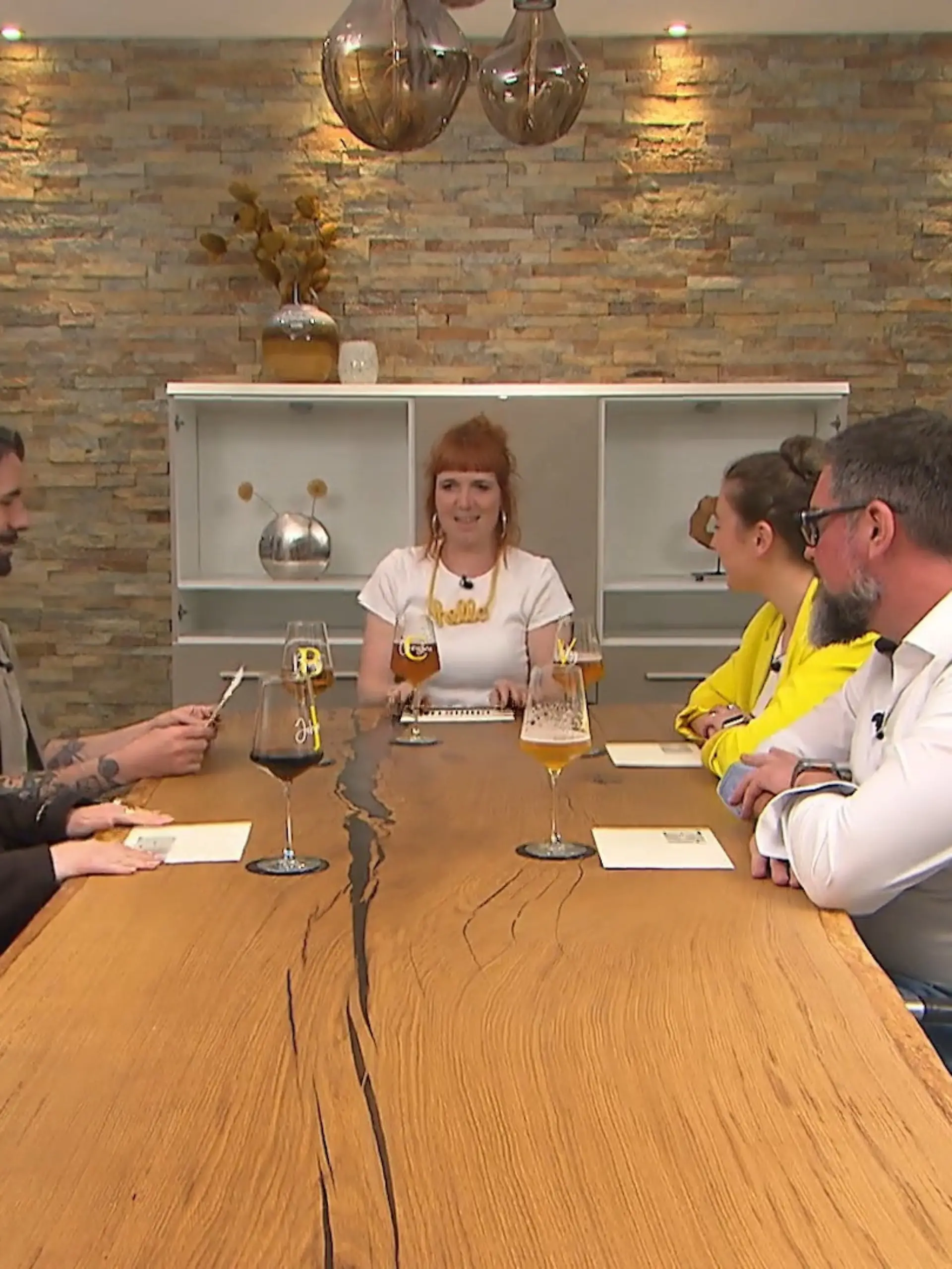 Bild zu: "Wer schnappt sich die Dinner-Krone?"