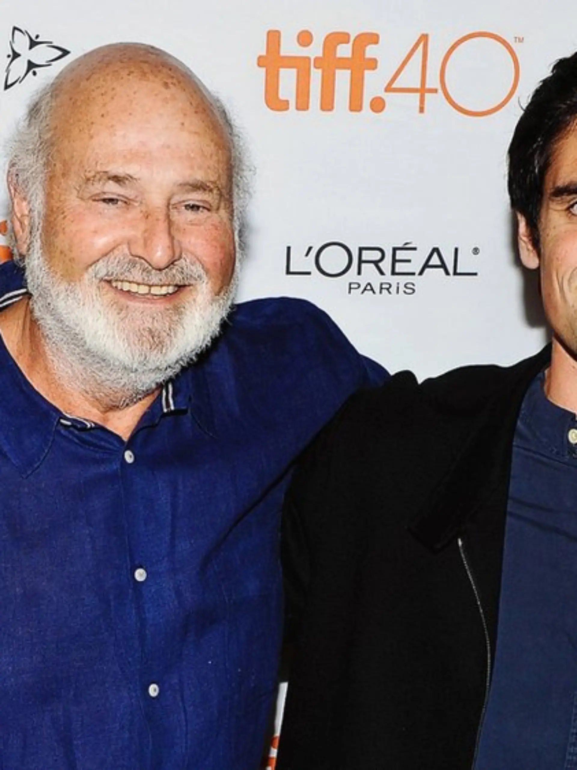 Nick Reiner (r.) mit Rob Reiner im Jahr 2015. Nick wird vorgeworfen, seine Eltern Rob und Michele getötet zu haben.
