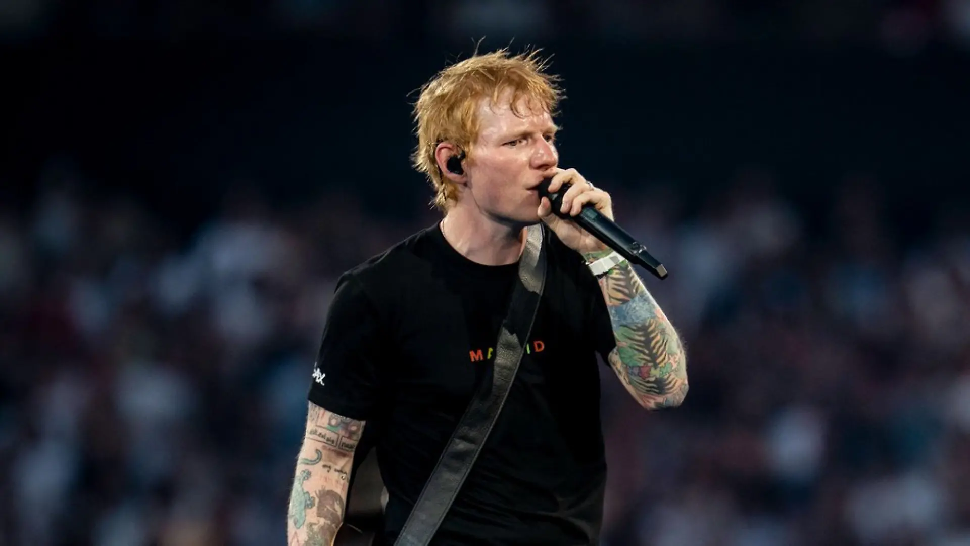 Ed Sheeran während eines Auftritts.