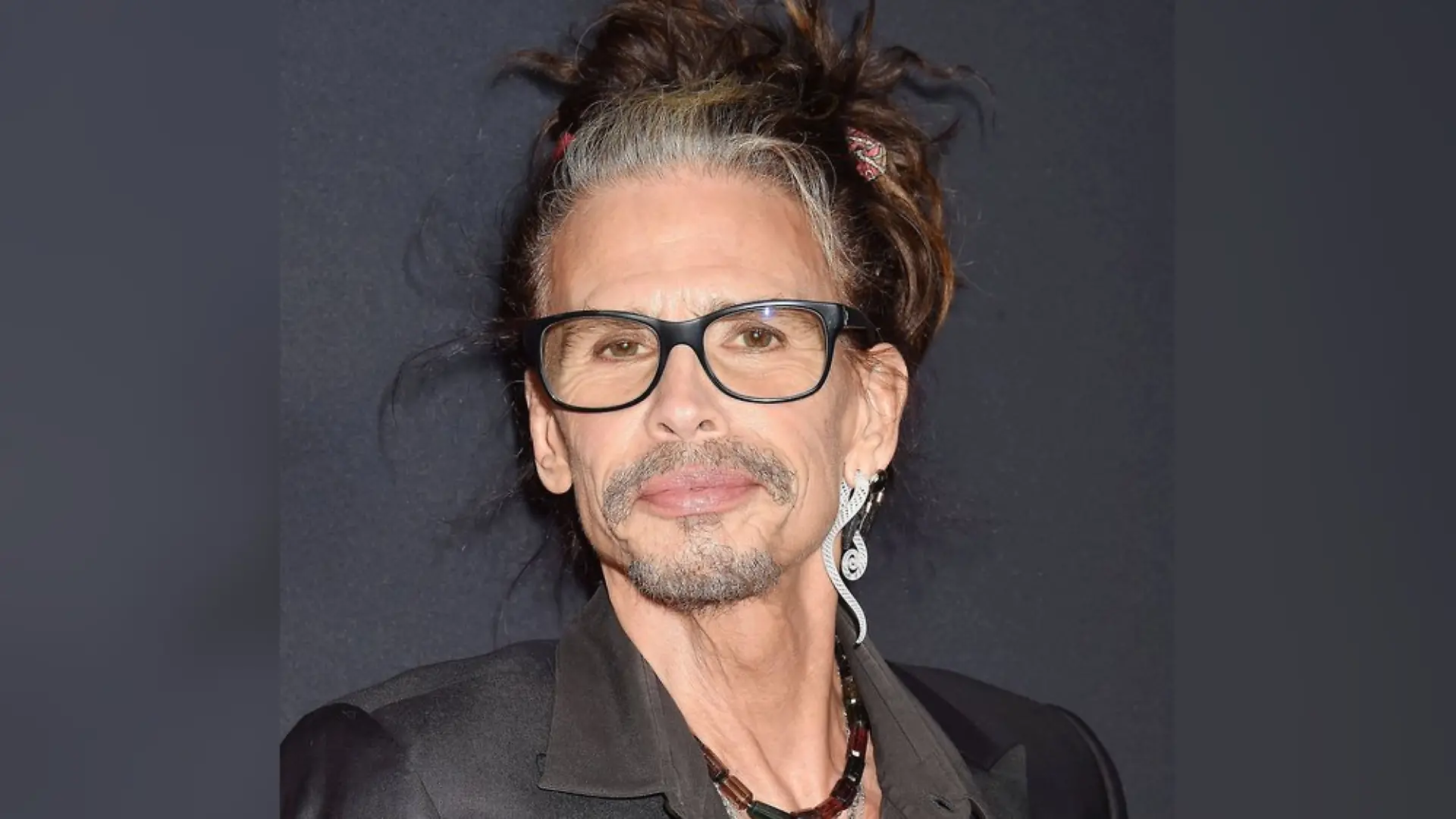Die Richterin im Zivilverfahren gegen Steven Tyler gibt den Fall ab.