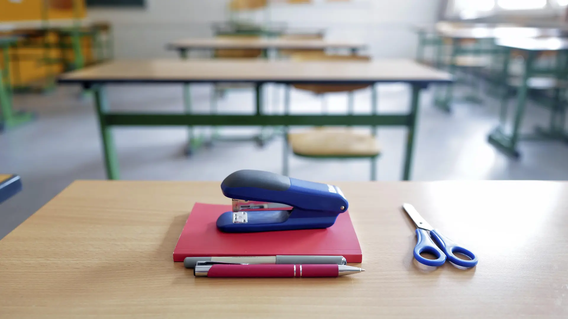 Ein leeres Klassenzimmer