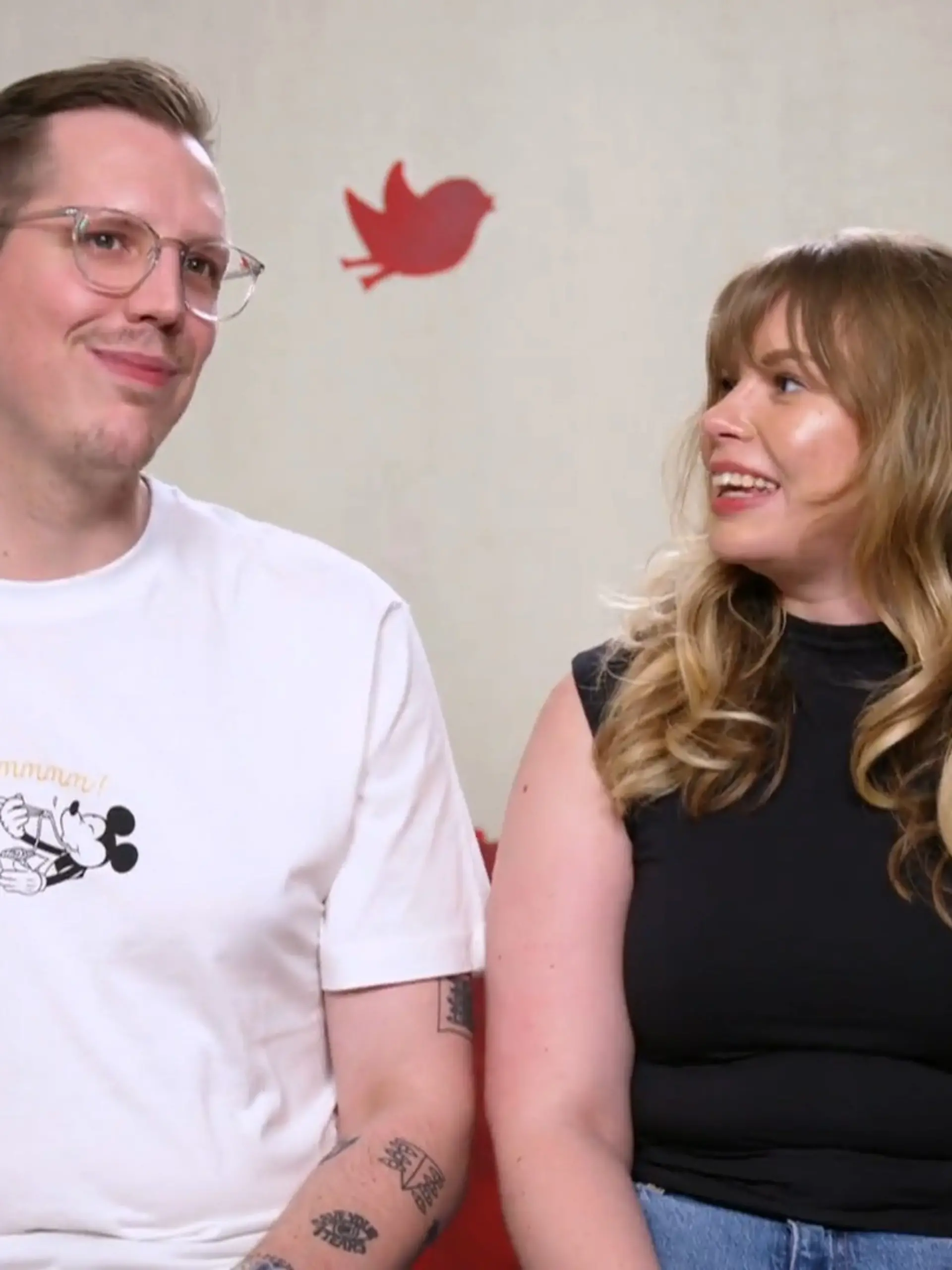Bild zu: "Wie entscheiden sich Julia und Dominik?"