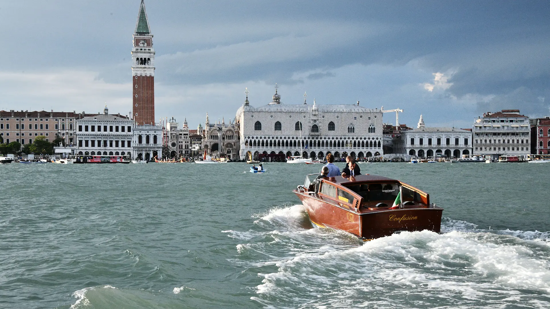 Italien: Ehepaar stirbt nach Boots-Crash in Venedig