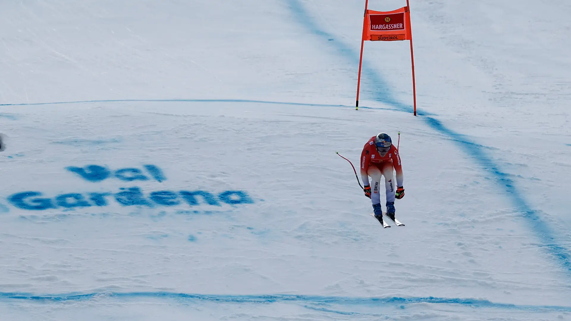 Ski alpin: Weltcup, Abfahrt, Männer. Der Schweizer Marco Odermatt in Aktion. +++ dpa-Bildfunk +++