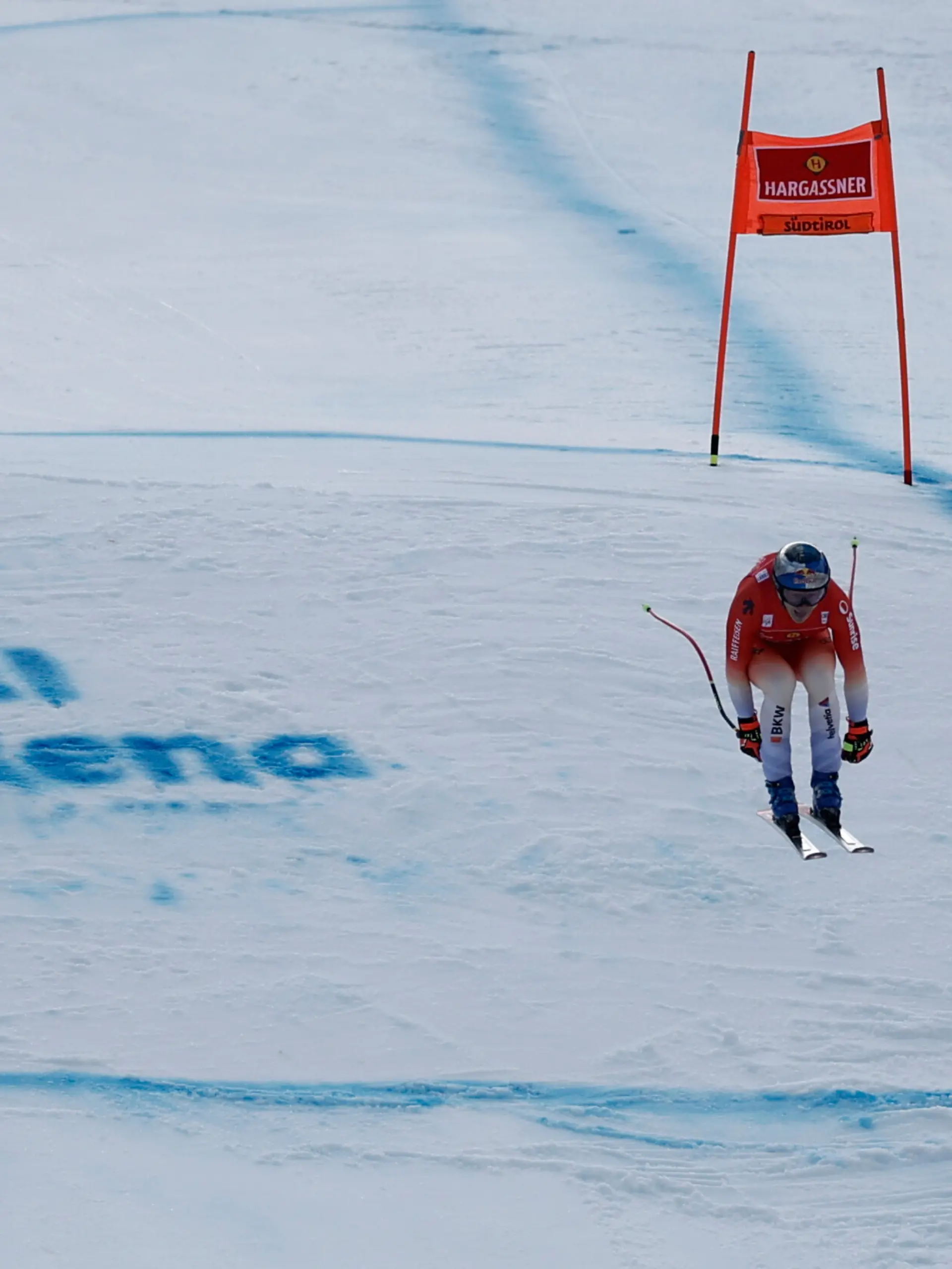 Ski alpin: Weltcup, Abfahrt, Männer. Der Schweizer Marco Odermatt in Aktion. +++ dpa-Bildfunk +++