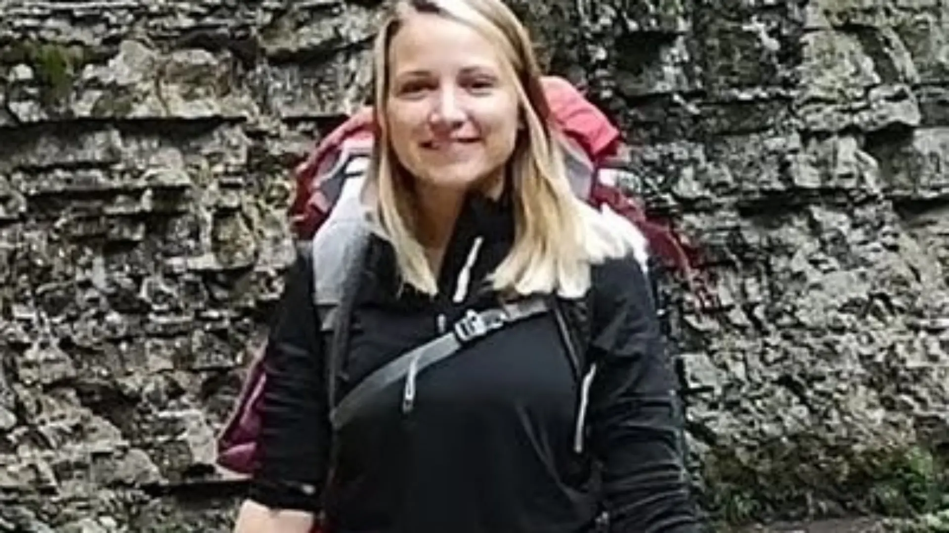 Scarlett auf einer Wanderung