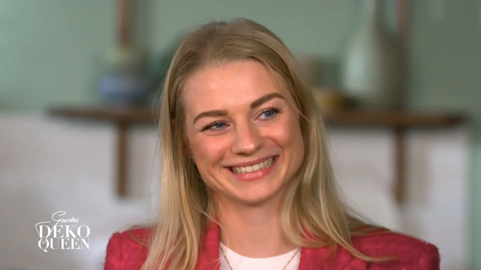 Nicola ist die neue Deko Queen der Woche! Strahlende Gewinnerin