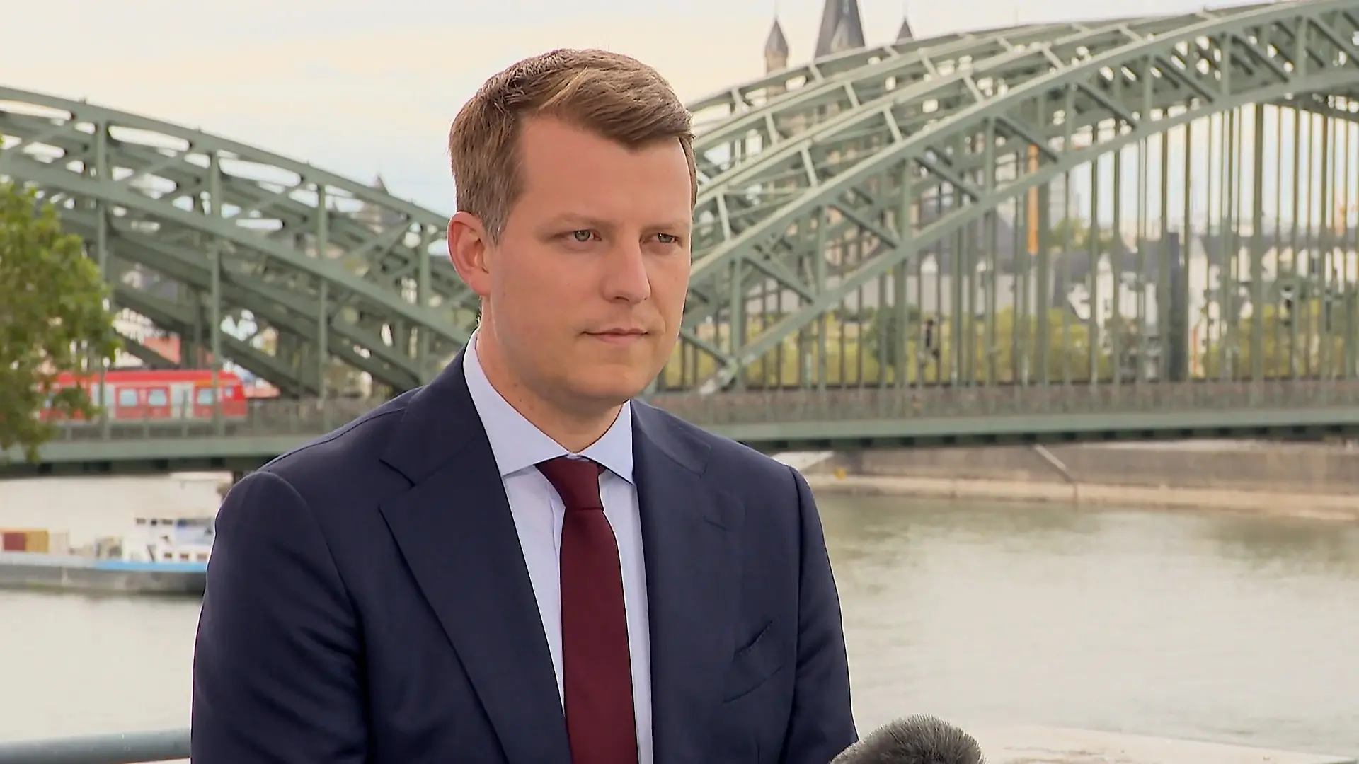 Sommerinterview mit Henning Höne (FDP) NRW-Parteivorsitzender im Gespräch