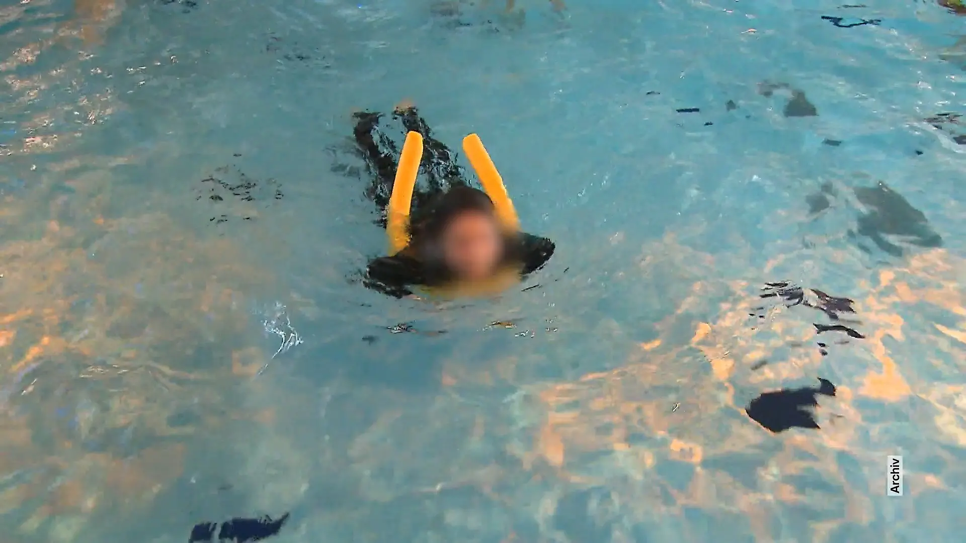 Leverkusen stimmt gegen Burkini-Verbot Forderung einer Schwimmbad-Besucherin