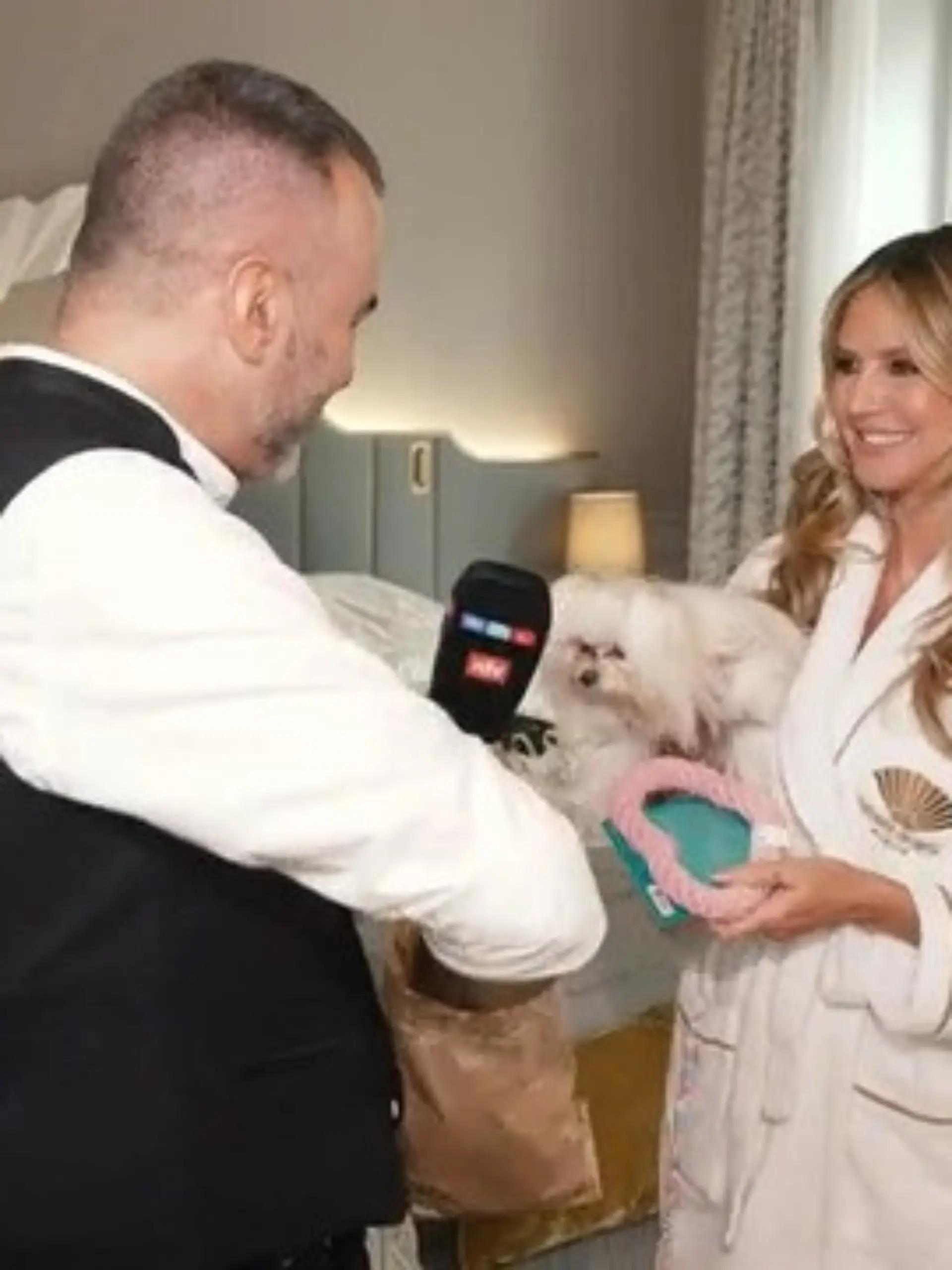 Bild zu: "Dirndl-Dilemma und Generalprobe! So macht sich Heidi Klum für ihre große Party bereit"