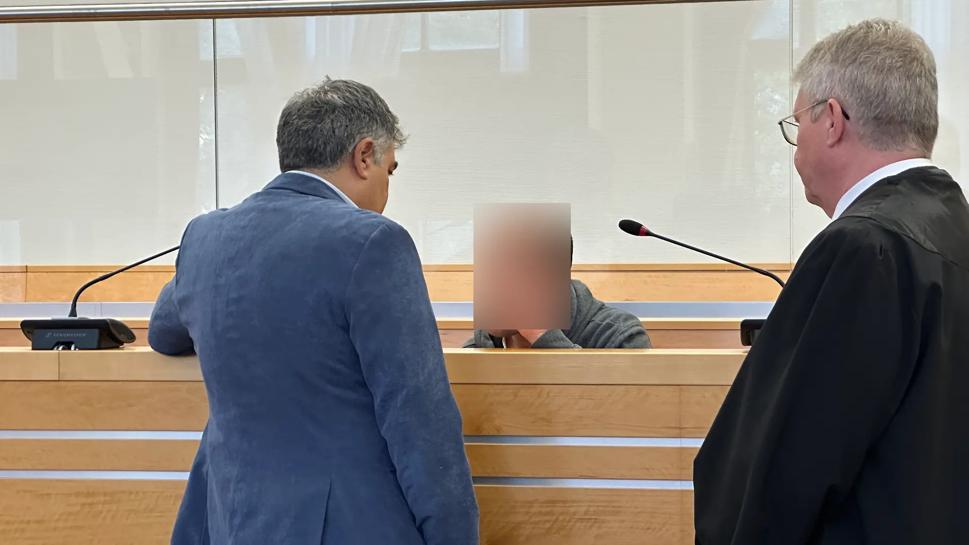 Der 49-Jährige will sich im Prozess zu der grausamen Tat äußern.