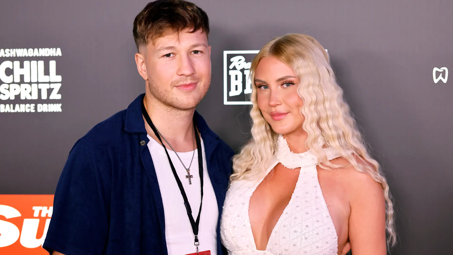Verzichten in der Vorbereitung auf körperliche Nähe: Reality-Star Oliver Ginkel und Freundin Antonia Rot. 
