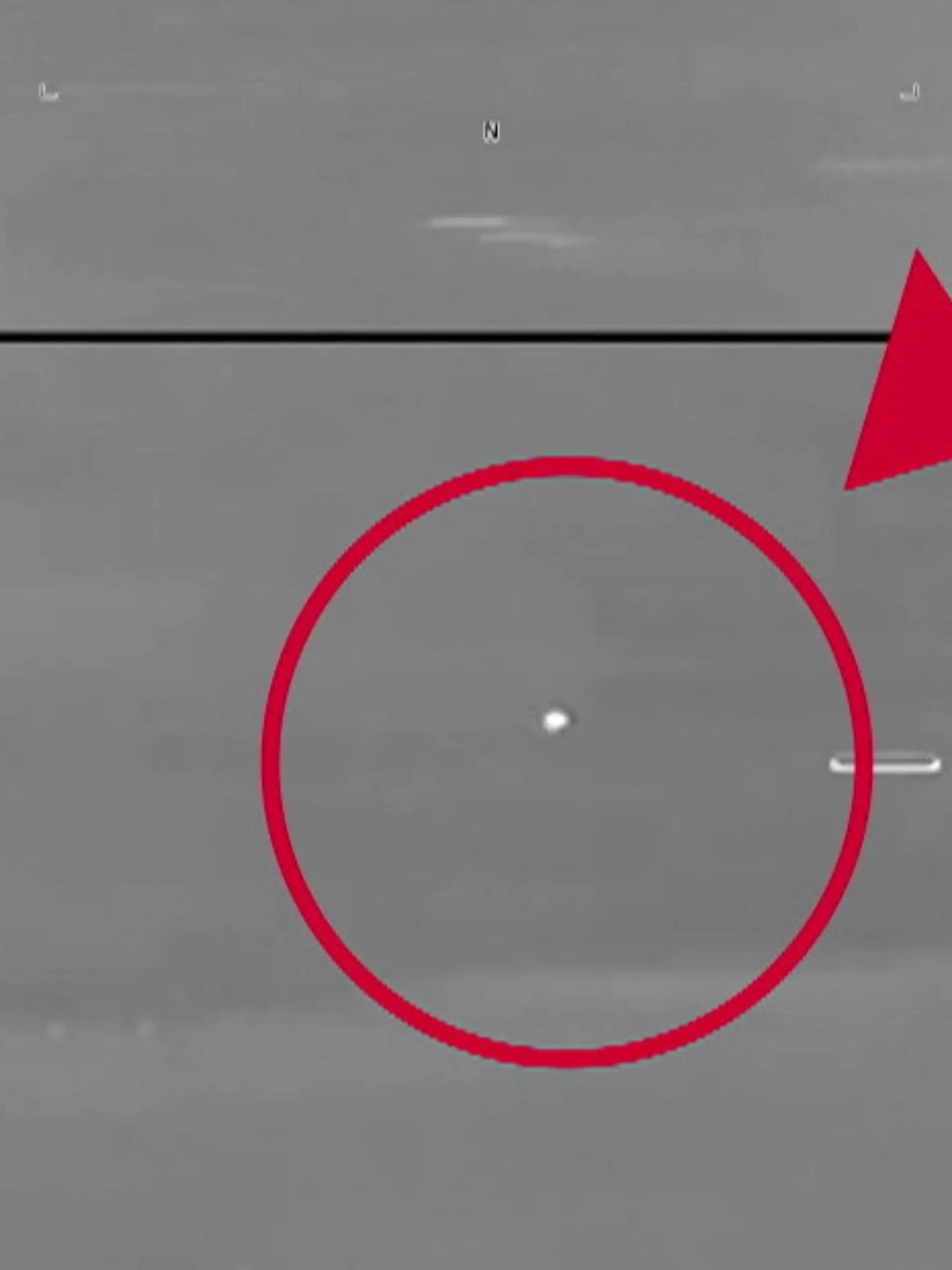 Bild zu: "Neue UFO-Akten veröffentlicht! Pentagon zeigt rätselhafte Aufnahmen"