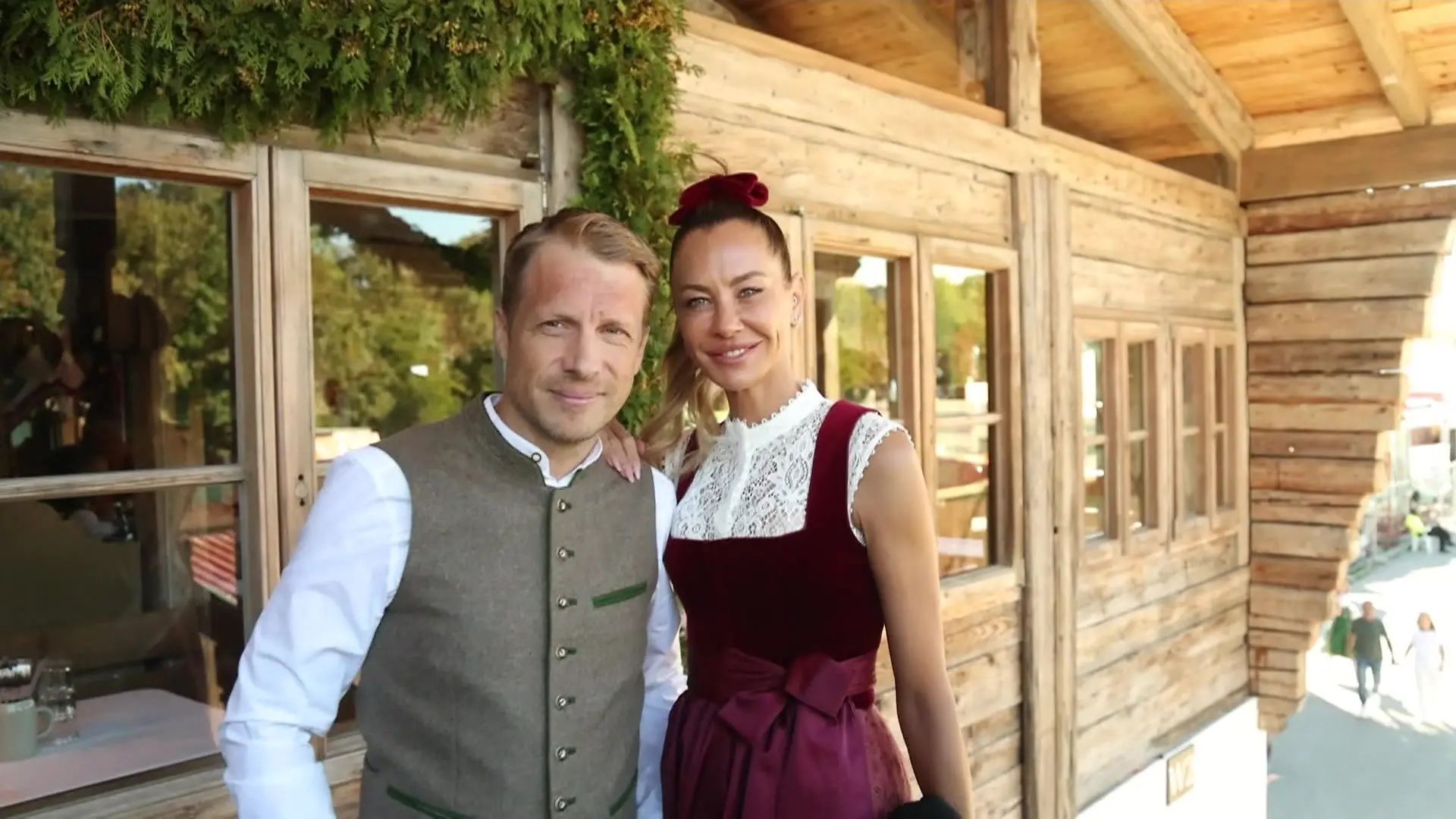 Wen Oliver Pocher direkt an Tag 1 knutschen will Oktoberfest die größte Flirt-Wiese der Welt?