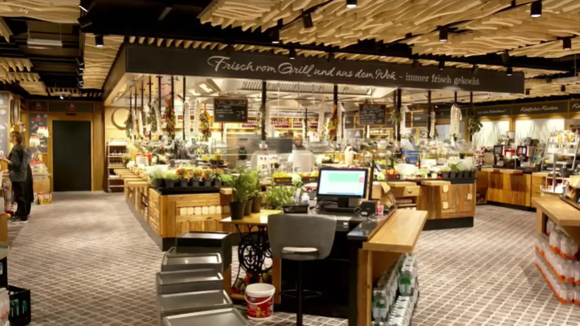Möbelhaus-Restaurant mit Qualitätsküche und günstigen Preisen Entstehung von Restaurant in Höffner-Möbelhaus