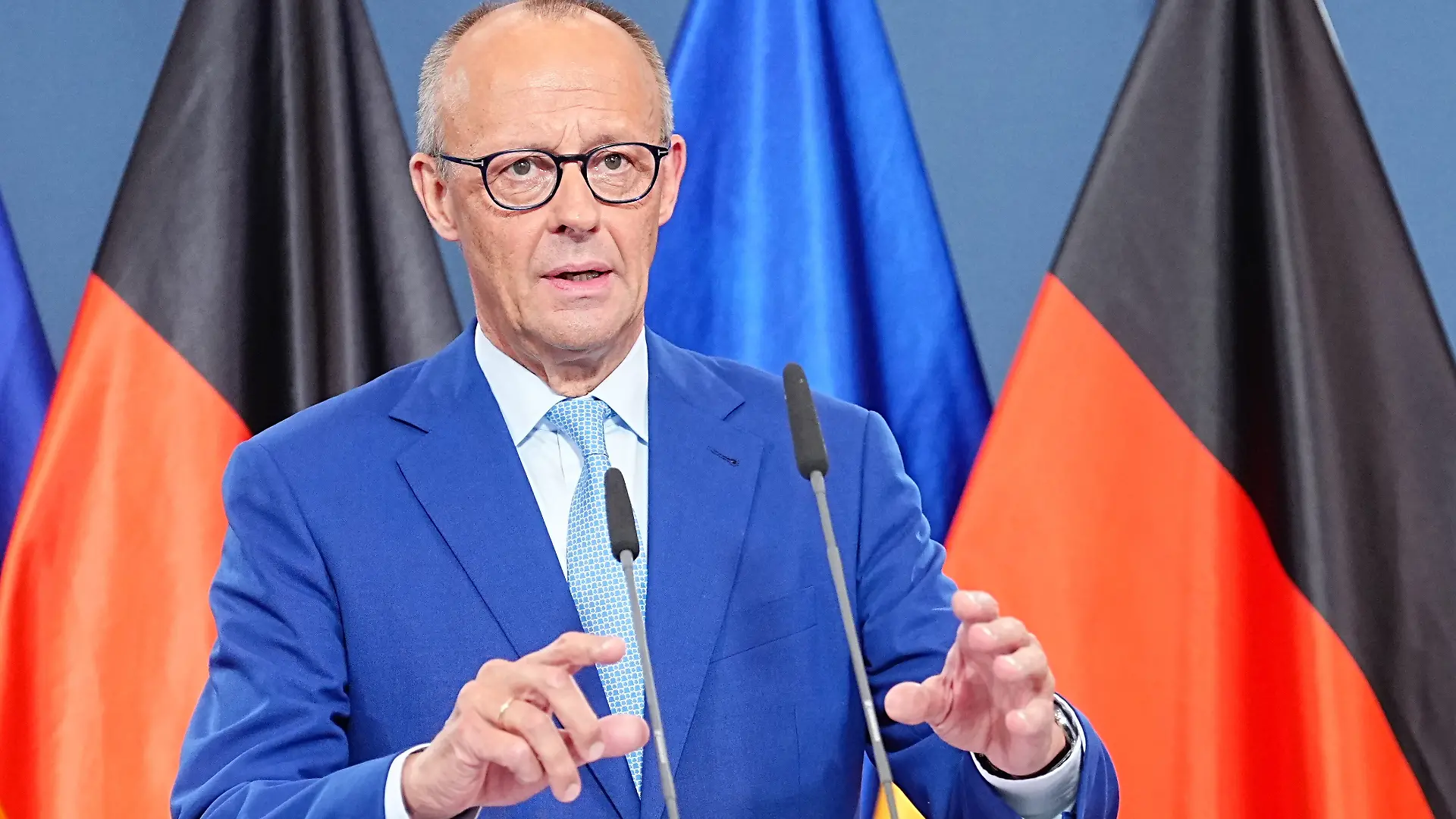 Bild zu: "Historische Klatsche droht! CDU fällt in Hochrechnungen unter fünf Prozent"