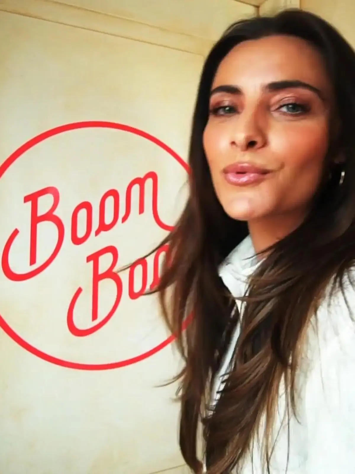 Bild zu: "Sophia checkt den Boom Boom-Room"