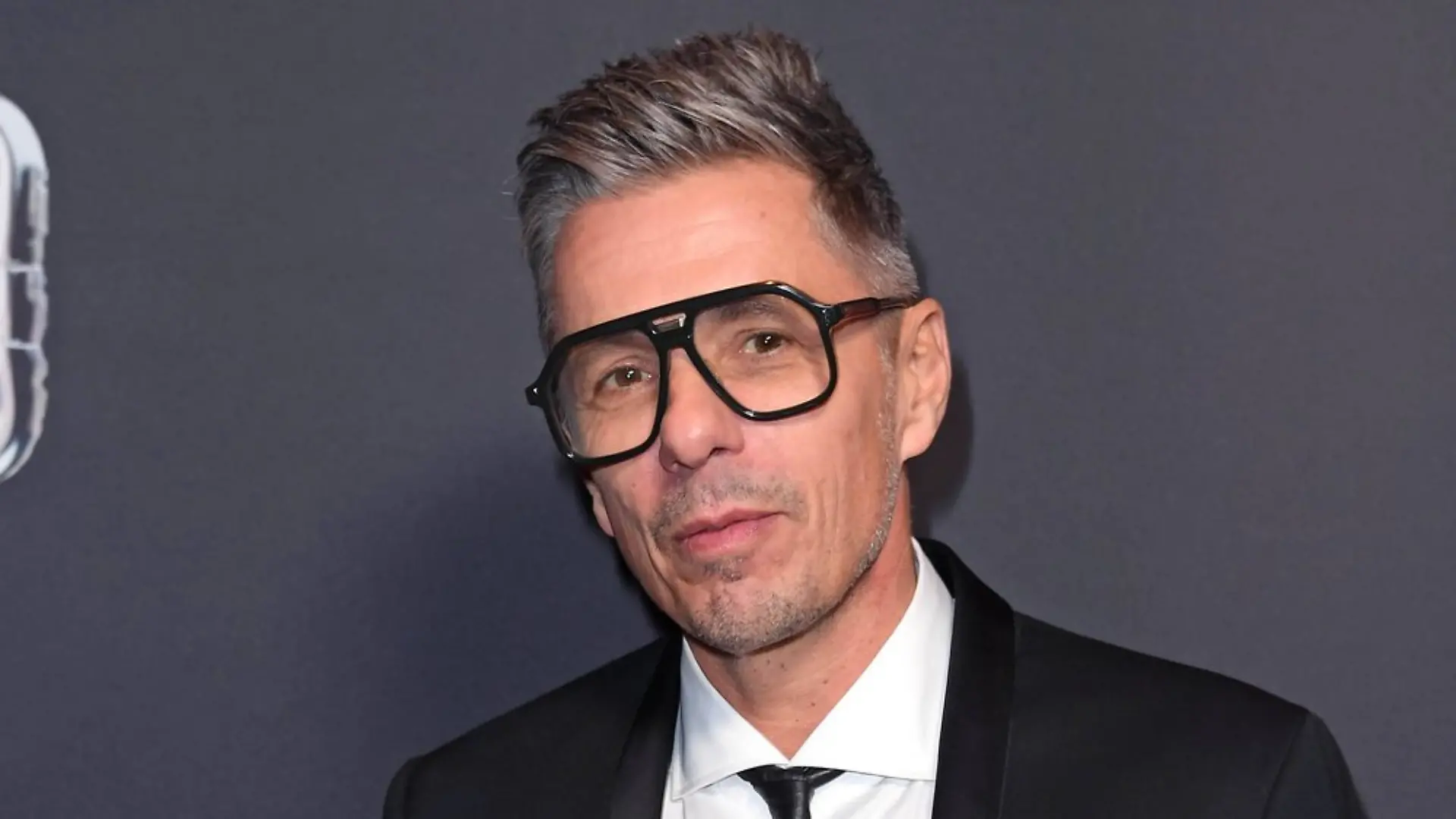 Michi Beck sitzt auf dem Stuhl bei "The Voice of Germany" und mischt jetzt auch bei "The Masked Singer" mit.