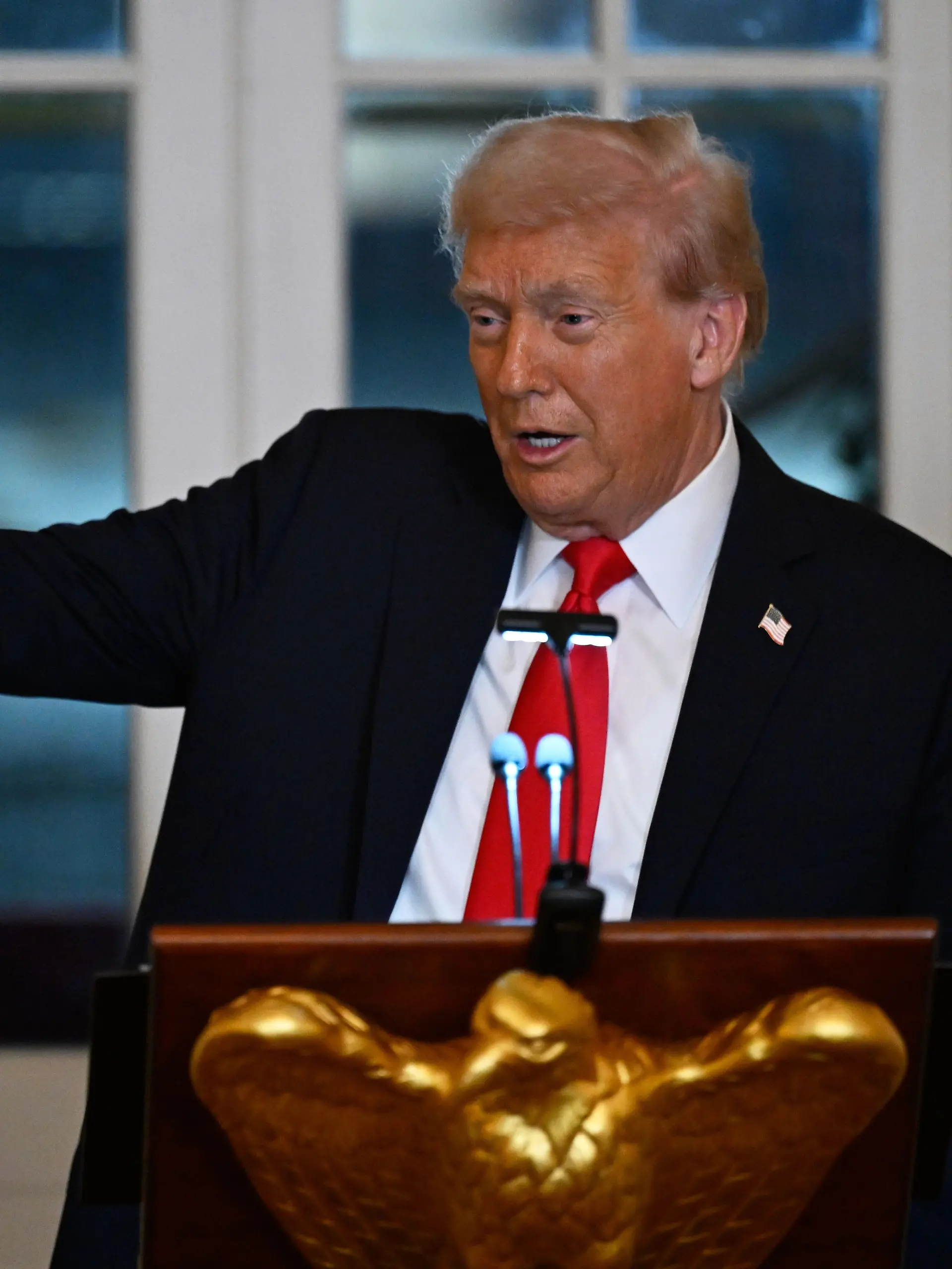 US-Präsident Trump präsentiert Modell eines Triumphbogens