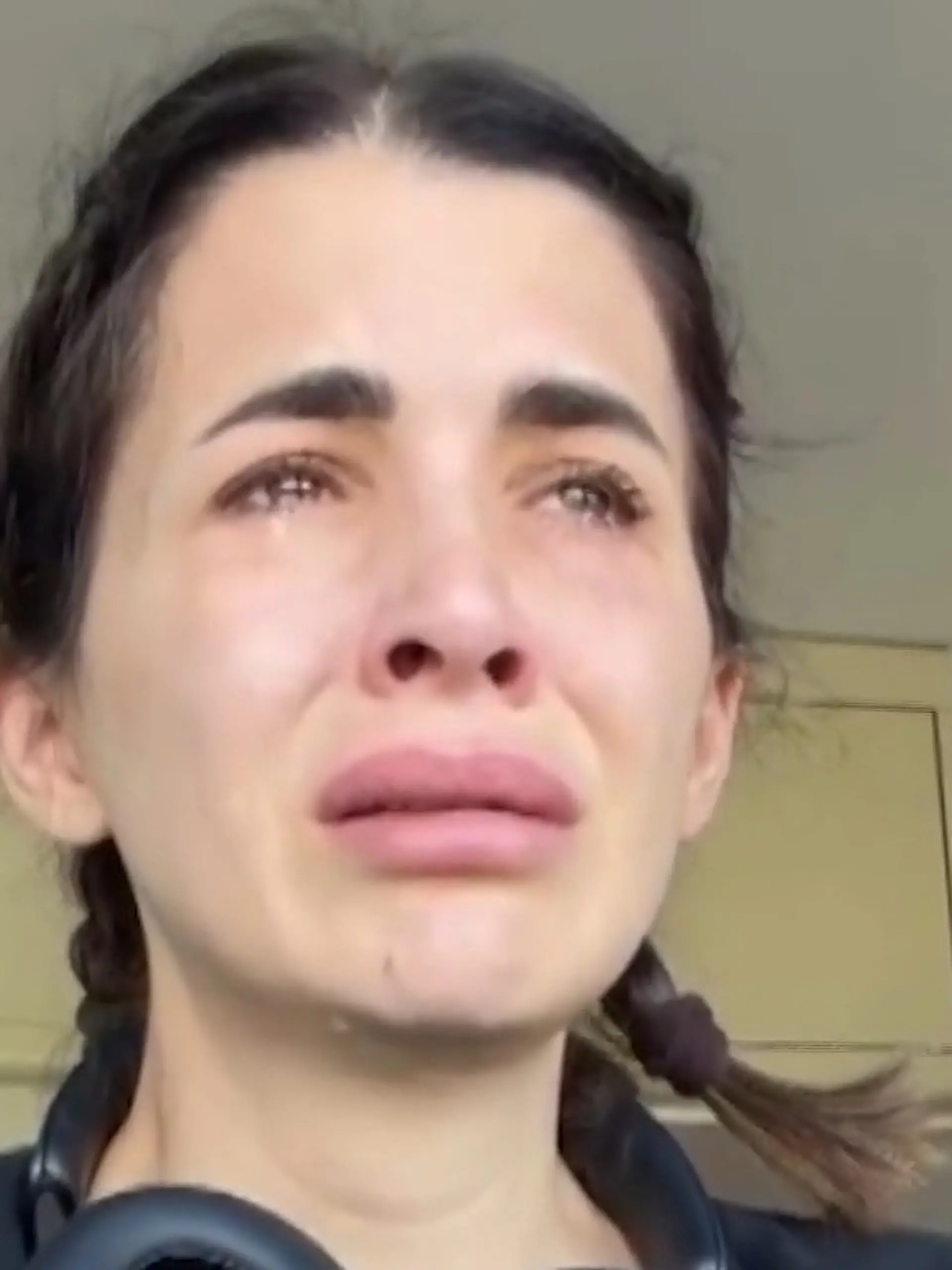 Bild zu: "Erneuter Rückschlag! Ex-Bachelorette muss zum sechsten Mal operiert werden"