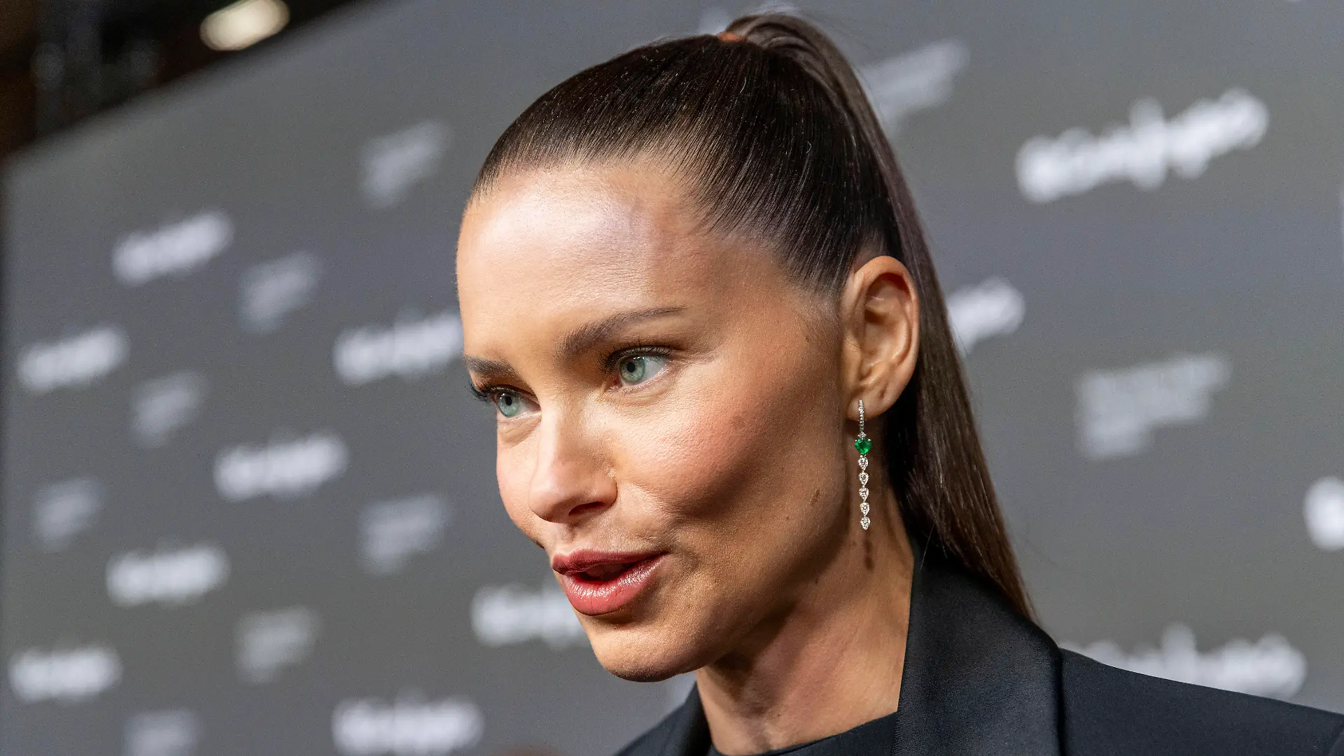 September 18, 2026, Madrid, Madrid, Spain: Brazilian supermodel ADRIANA LIMA speaks to the press during the closing party for MBFW Madrid at the Reina SofoÂa Museum on September 18, 2026, in Madrid, Spain. Madrid Spain PUBLICATIONxINxGERxSUIxAUTxONLY - ZUMAc312 20260918_zsp_c312_017 Copyright: xOscarxManuelxSanchezx