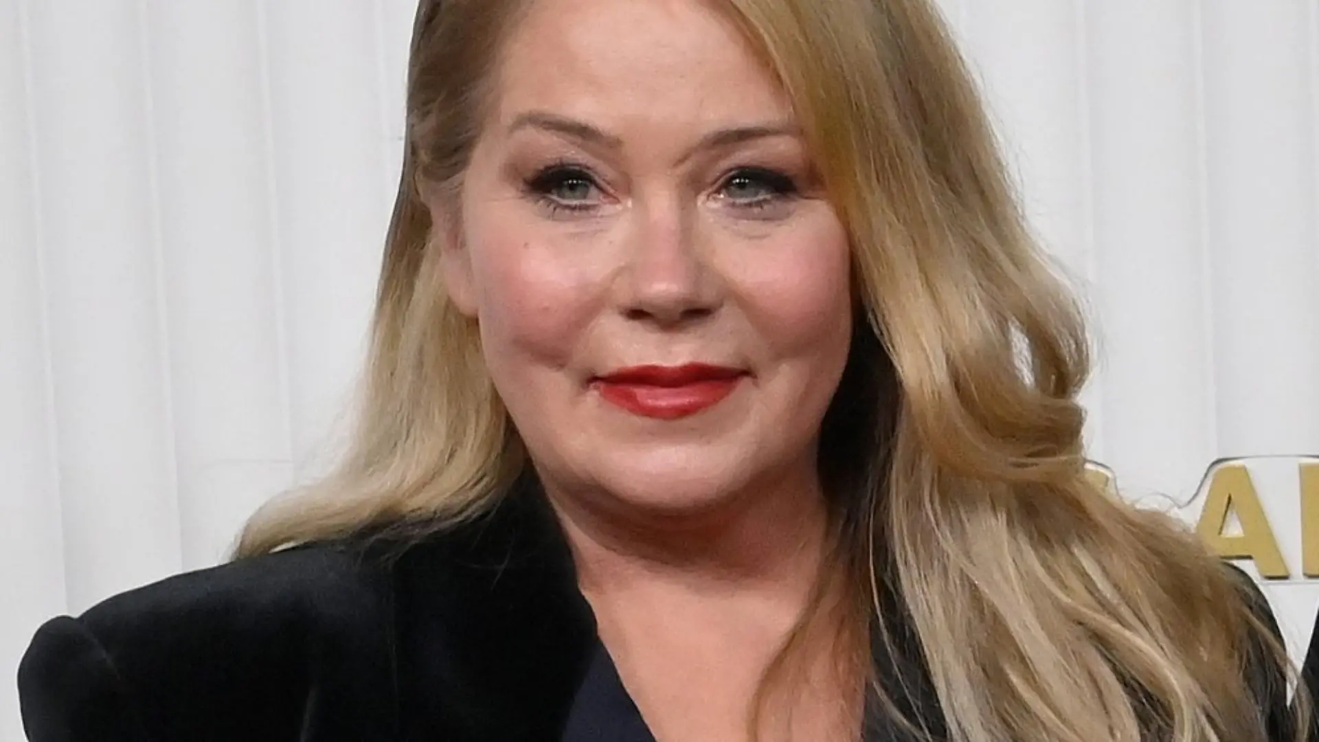 Christina Applegate wurde durch die Sitcom "Eine schrecklich nette Familie" berühmt. 2021 wurde bei ihr 2021 Multiple Sklerose diagnostiziert.