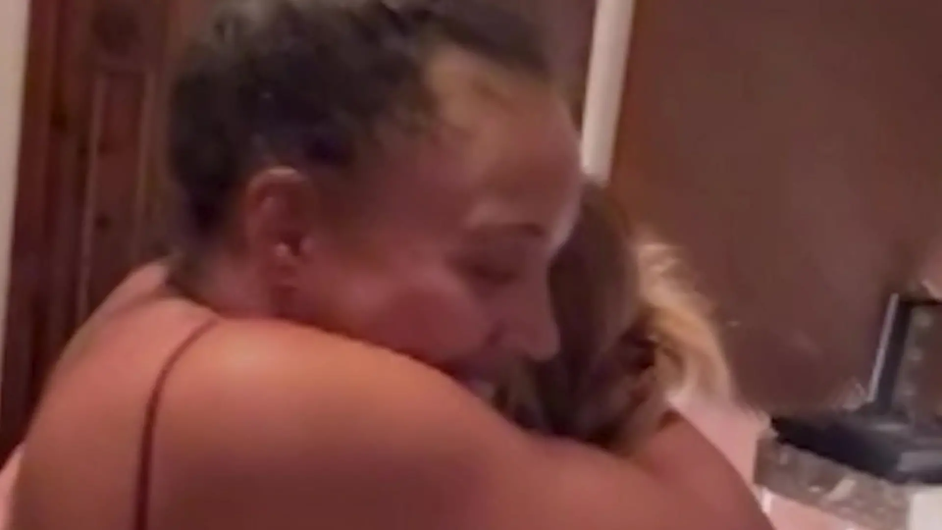 „Unfreiwillige Auszeit"! Vermisste Sarah Joelle Jahnel gibt endlich ein Lebenszeichen Fans und Manager in Sorge