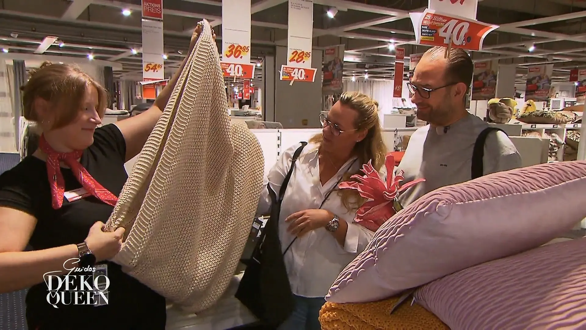 Felicitas und Sascha geben Gas Shopping-Tour in Berlin