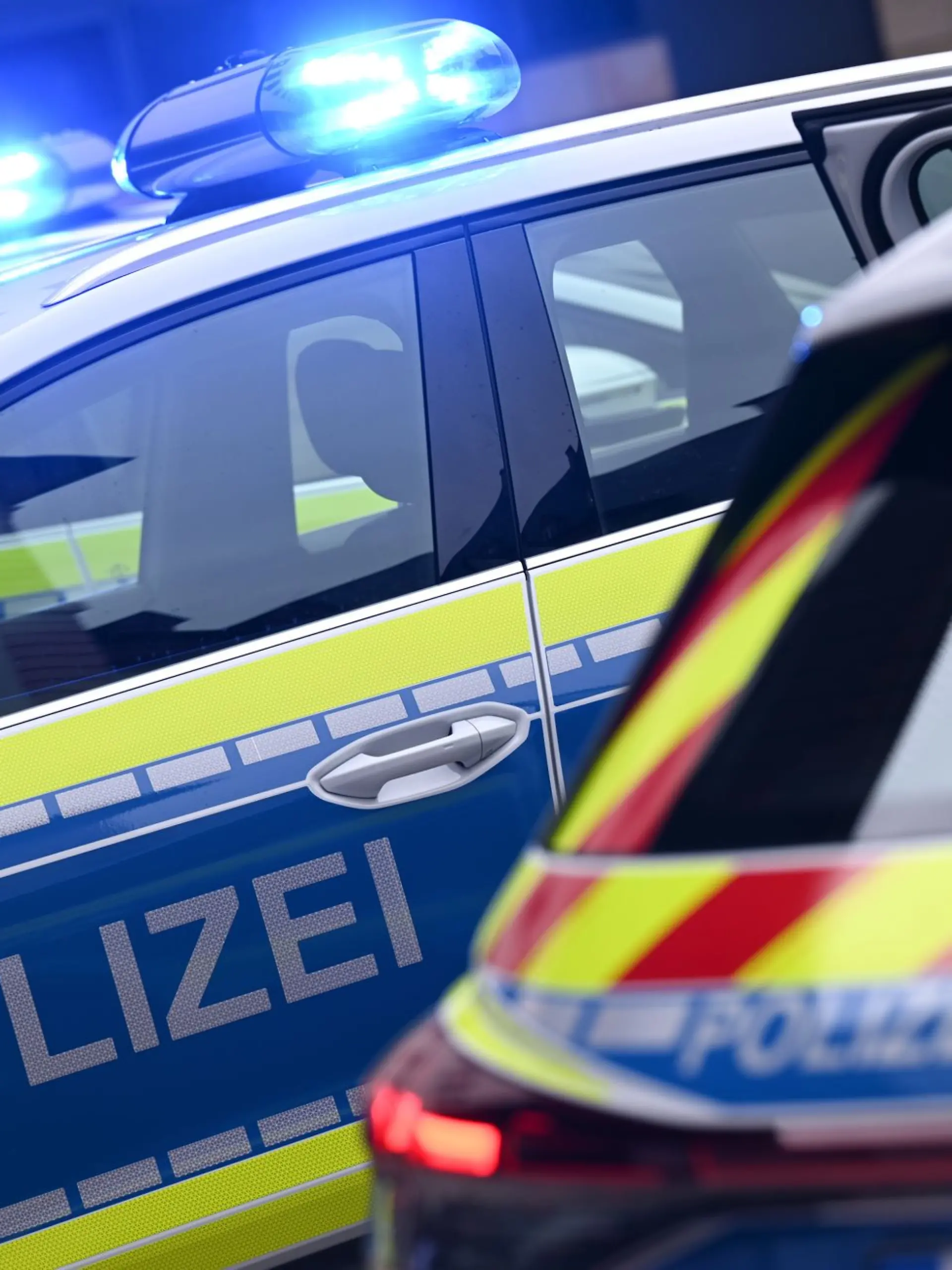 Bild zu: "Dreifache Mutter (†36) in Coesfeld erstochen – Ehemann nach stundenlanger Suche gefasst"