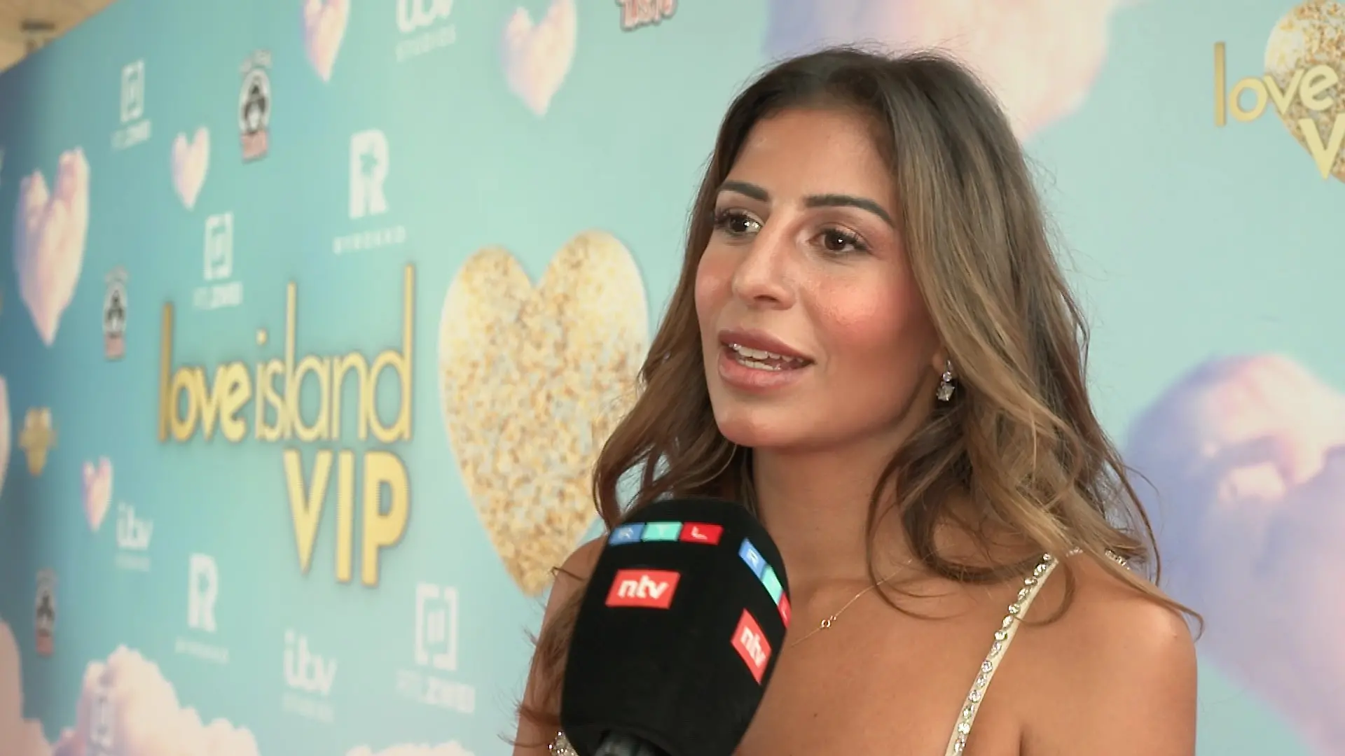 Eva Benetatou im RTL-Interview.