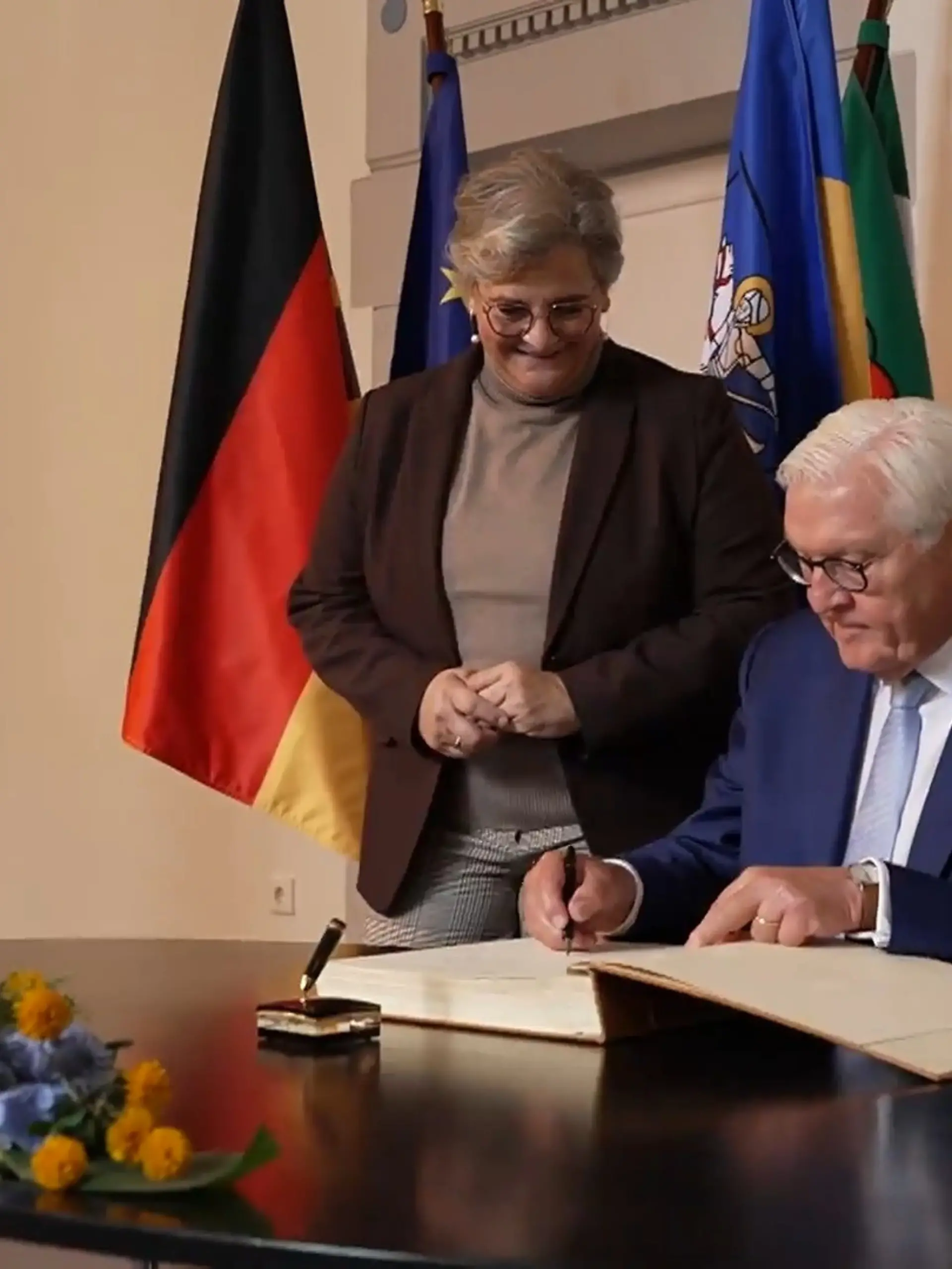 Bild zu: "Bundespräsident Steinmeier besucht Hattingen"
