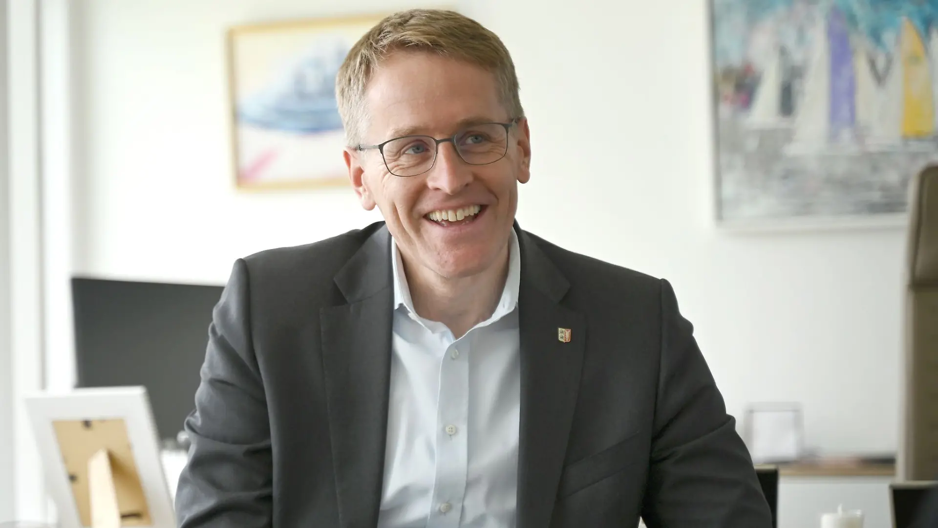 Bild zu: "Dieses spezielle Gerät besitzt nun Daniel Günther!"