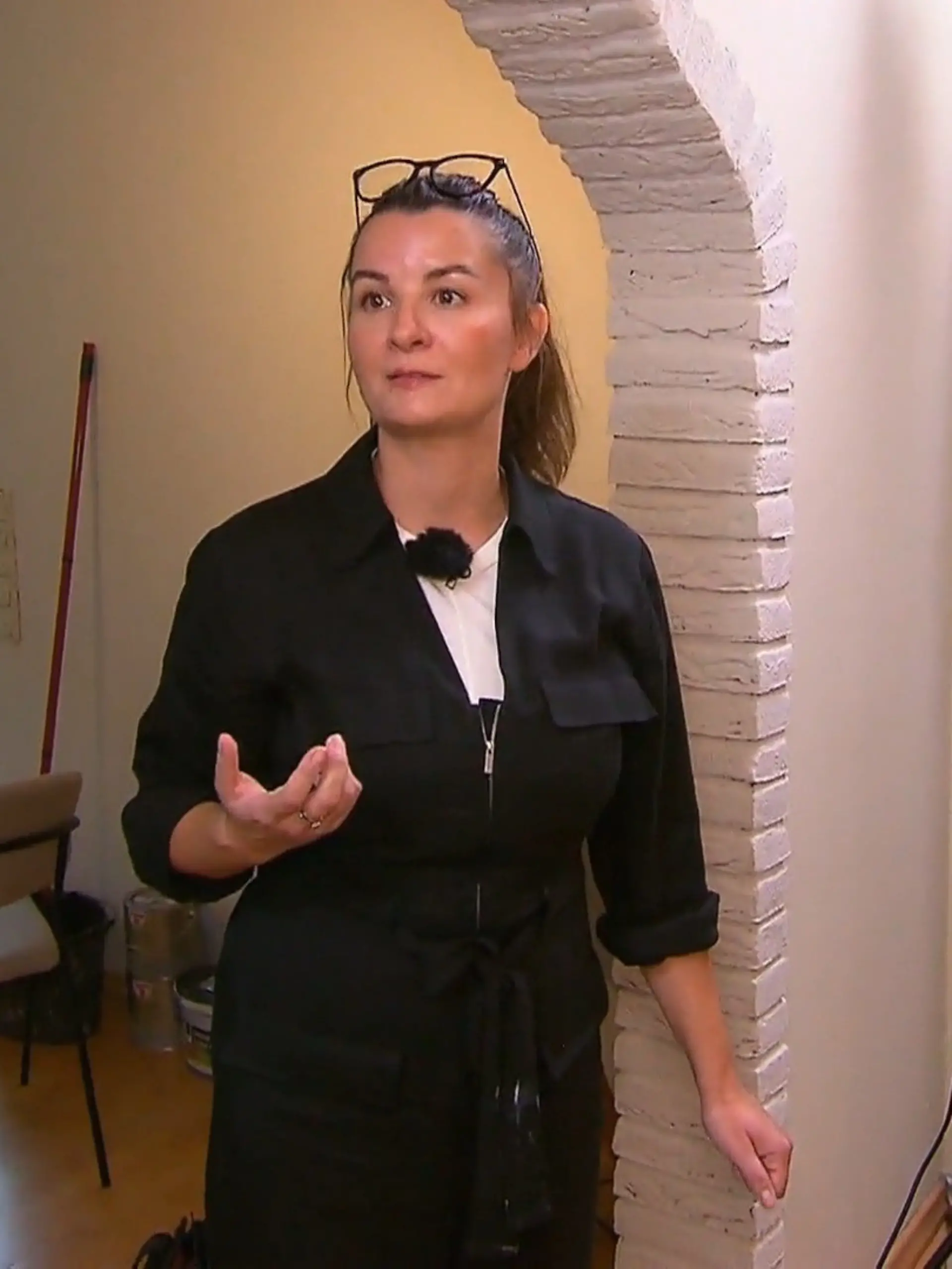 Bild zu: "Schafft Dorina den Esszimmer-Schliff alleine?"