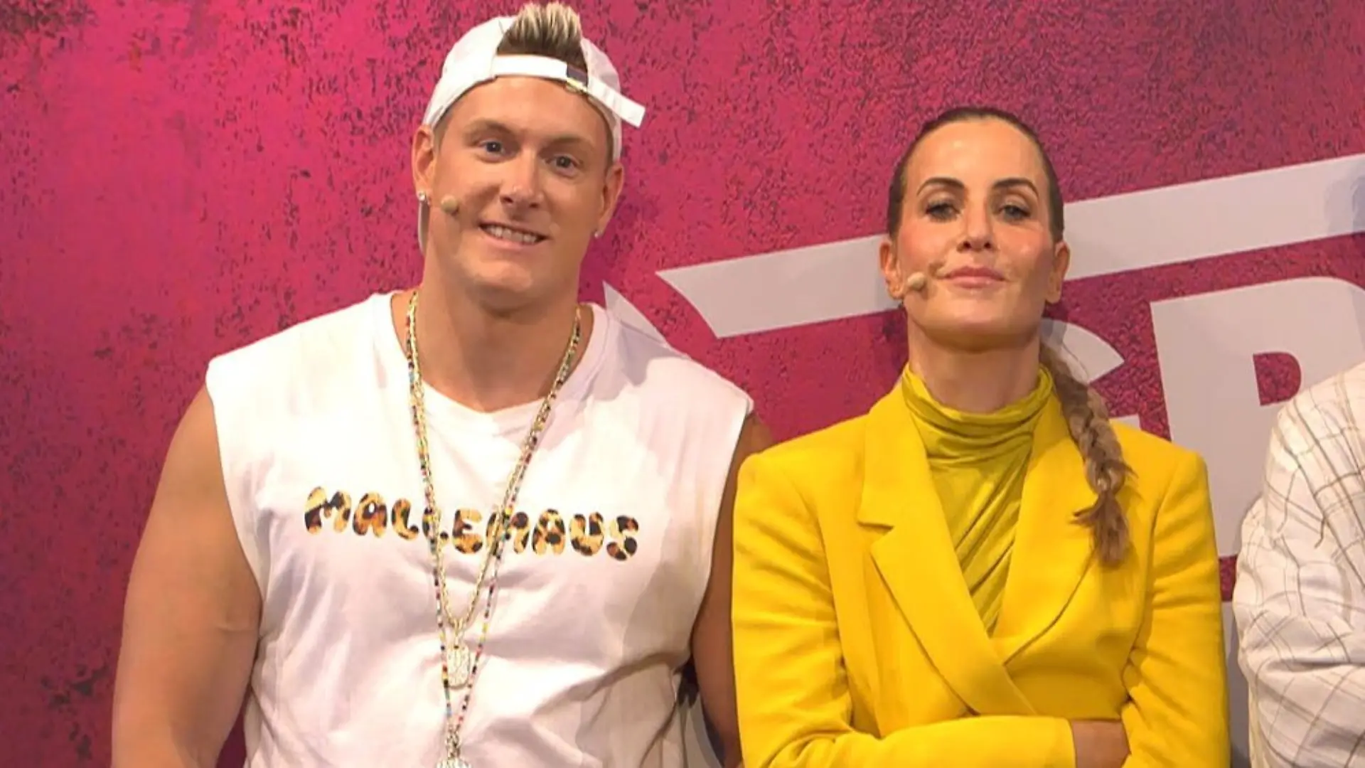 Charlotte Engelhardt und Calvin Kleinen haben sich geküsst - das verrät die Moderatorin bei "Grill den Henssler".
