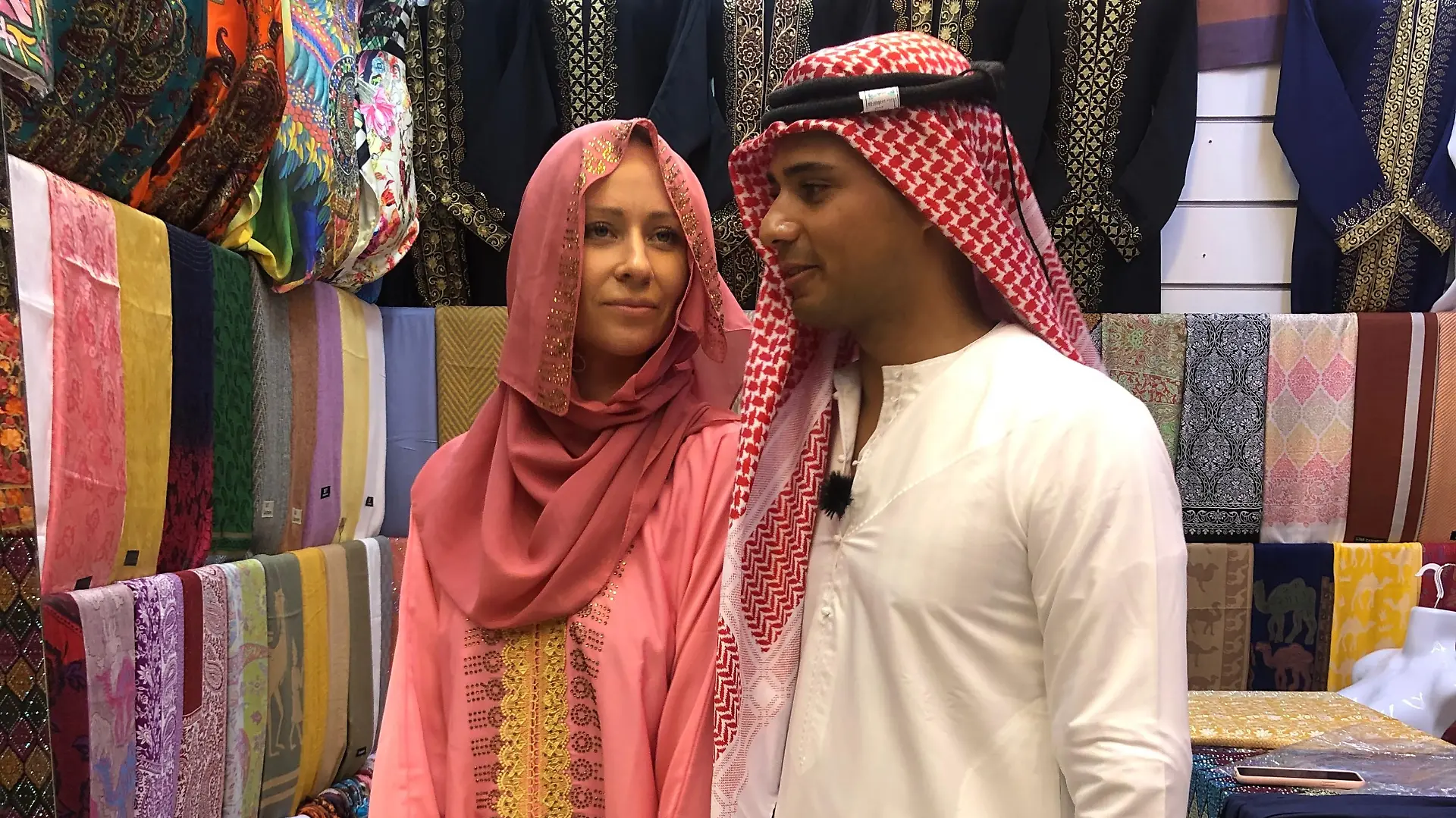 Sabrina und Pablo versuchen, sich den einheimischen Gegebenheiten anzupassen