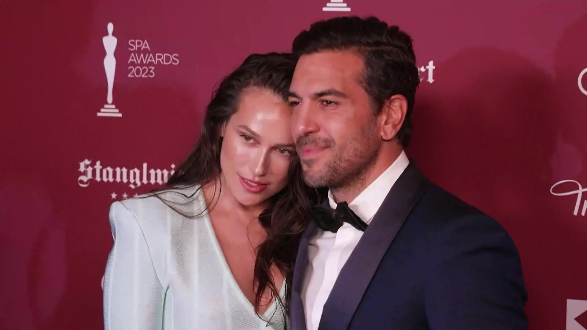 Ehe-Aus bei Elyas M’Barek! Schauspieler gibt Trennung bekannt Sie waren vier Jahre verheiratet