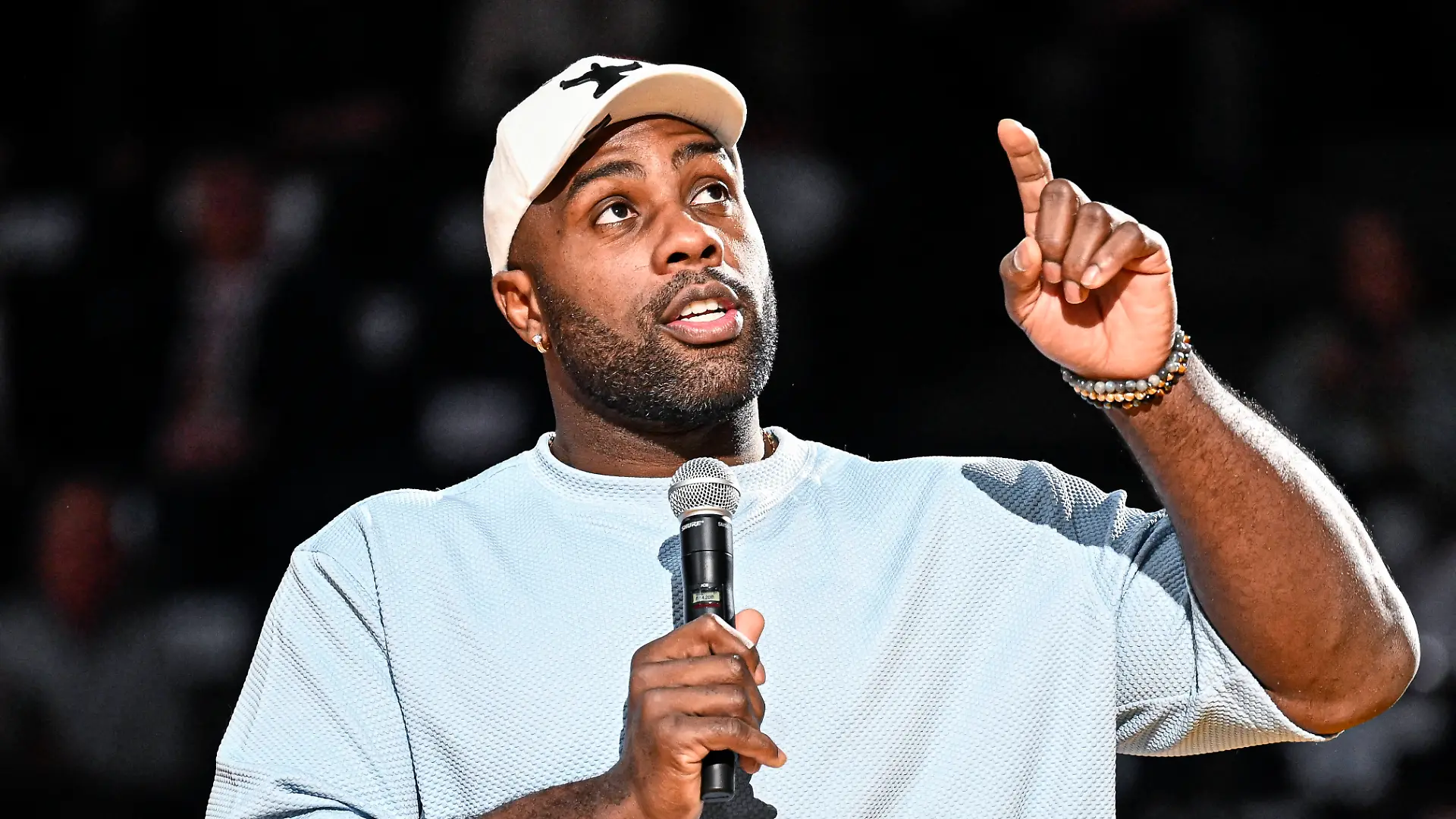 Teddy Riner wird rassistisch angegriffen.