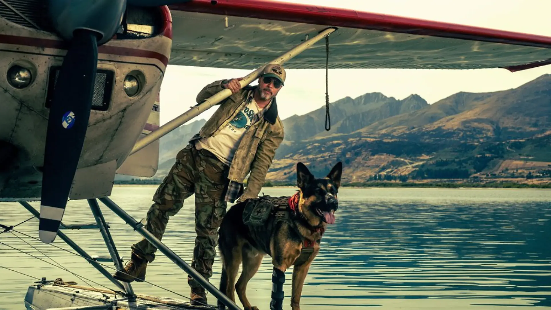 Brad Pitt kämpft in "Eiserne Wildnis - Heart of the Beast" gegen die Natur.