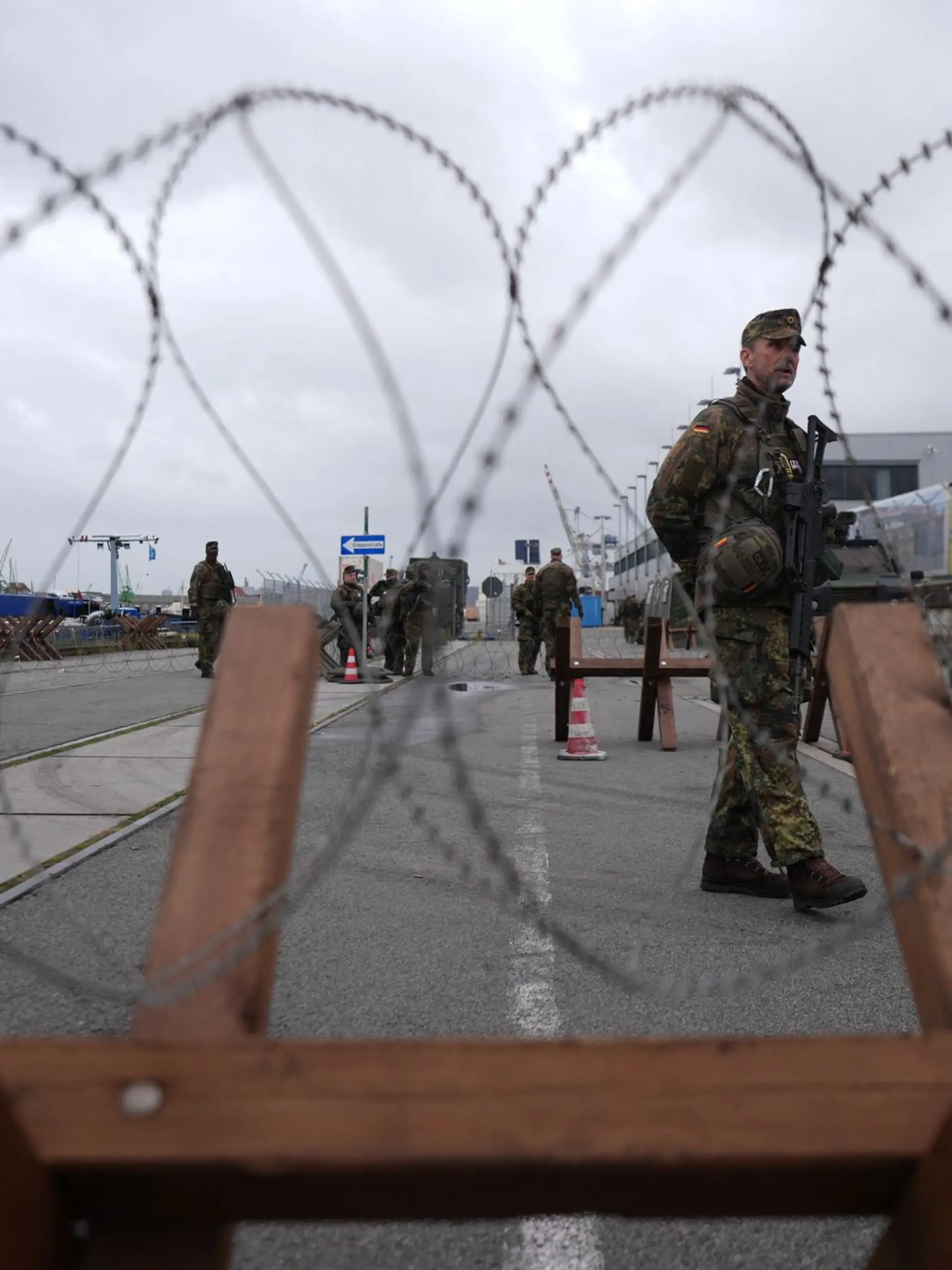 Bild zu: "Bundeswehr simuliert Drohnenangriff im Hafen "