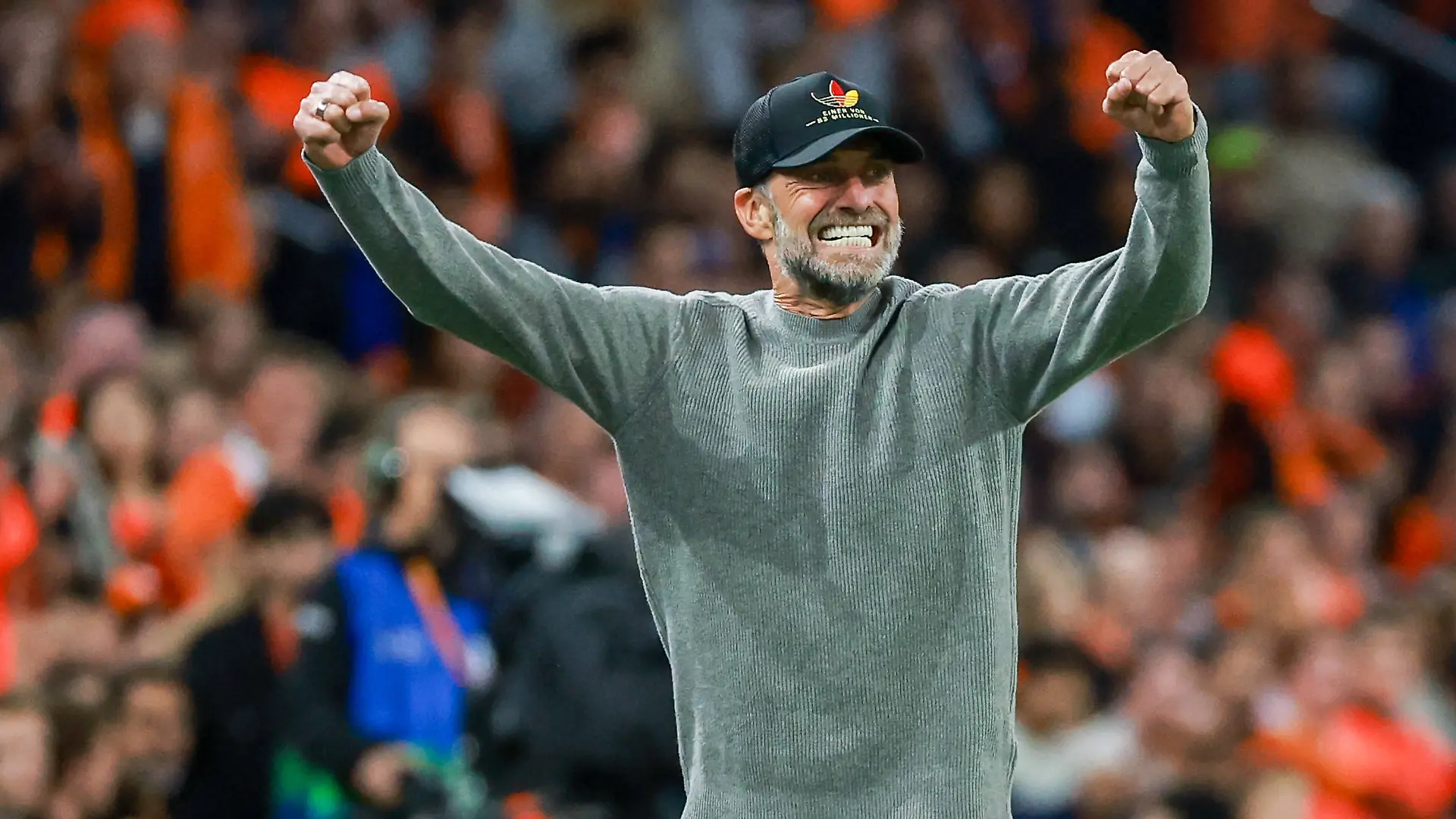 Bundestrainer Jürgen Klopp jubelt