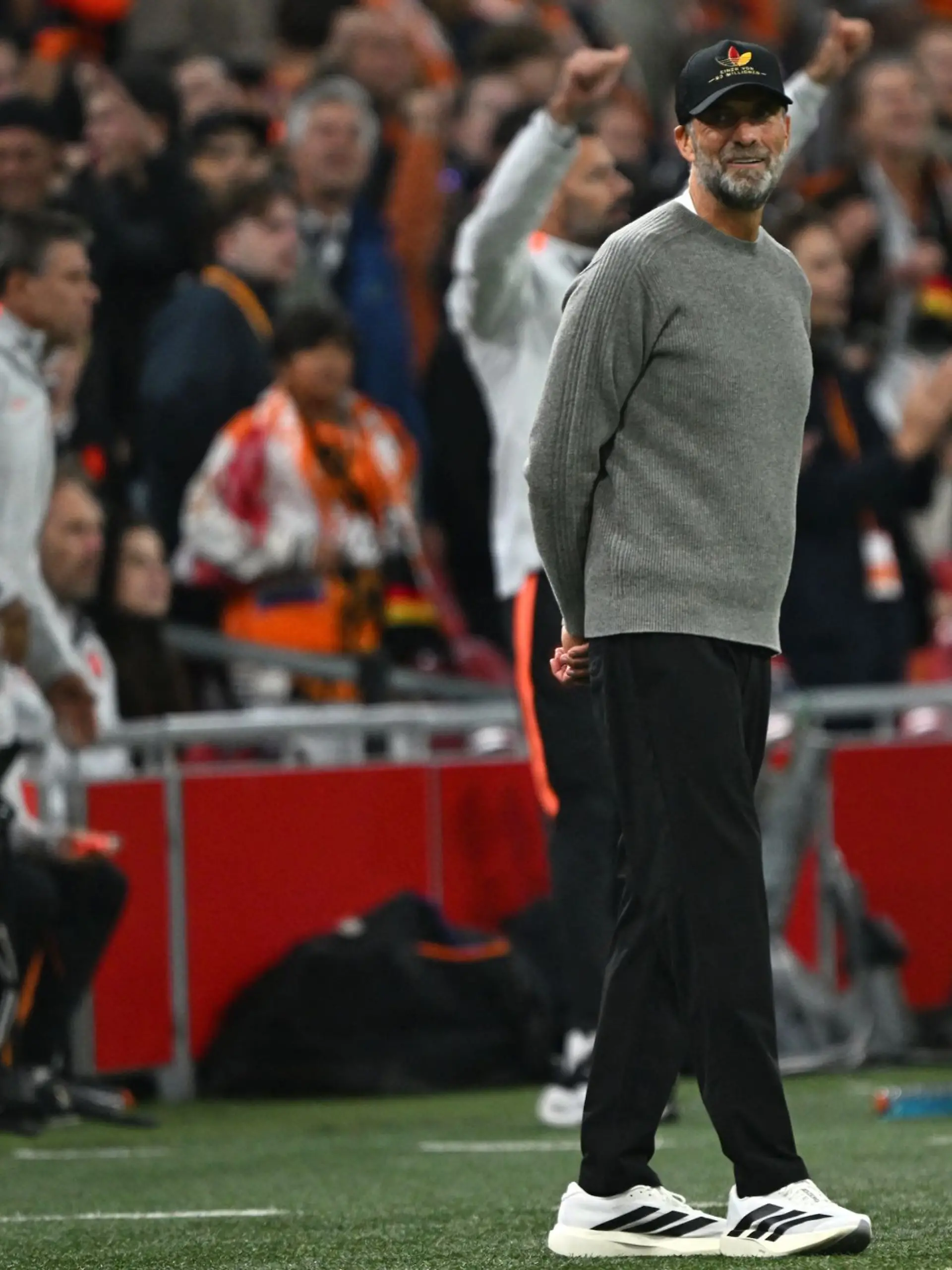 Bild zu: "Spiel wie «ein Boxkampf»: Pressestimmen zum Klopp-Debüt"
