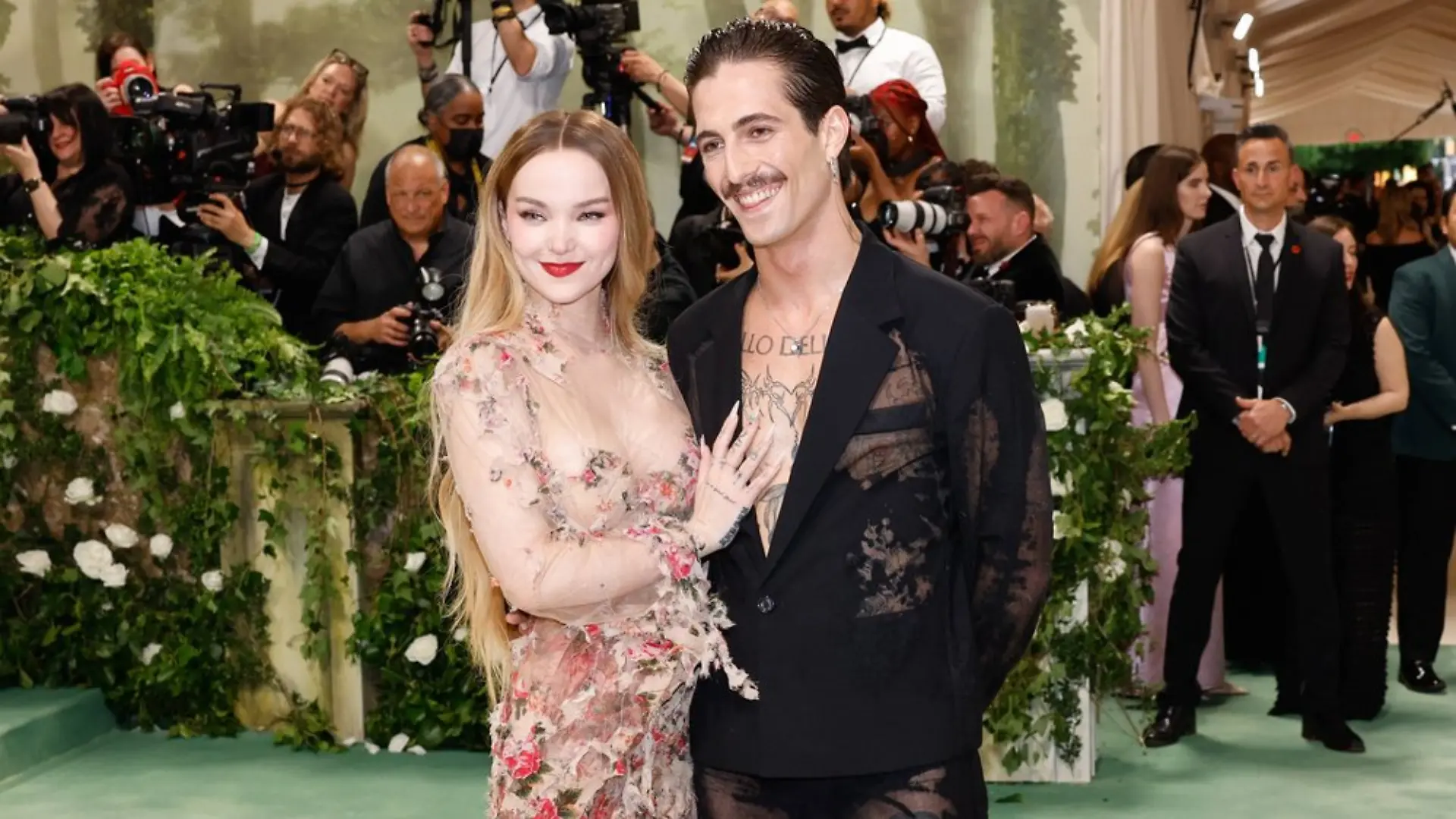 Dove Cameron und Damiano David sind nun ein Ehepaar.