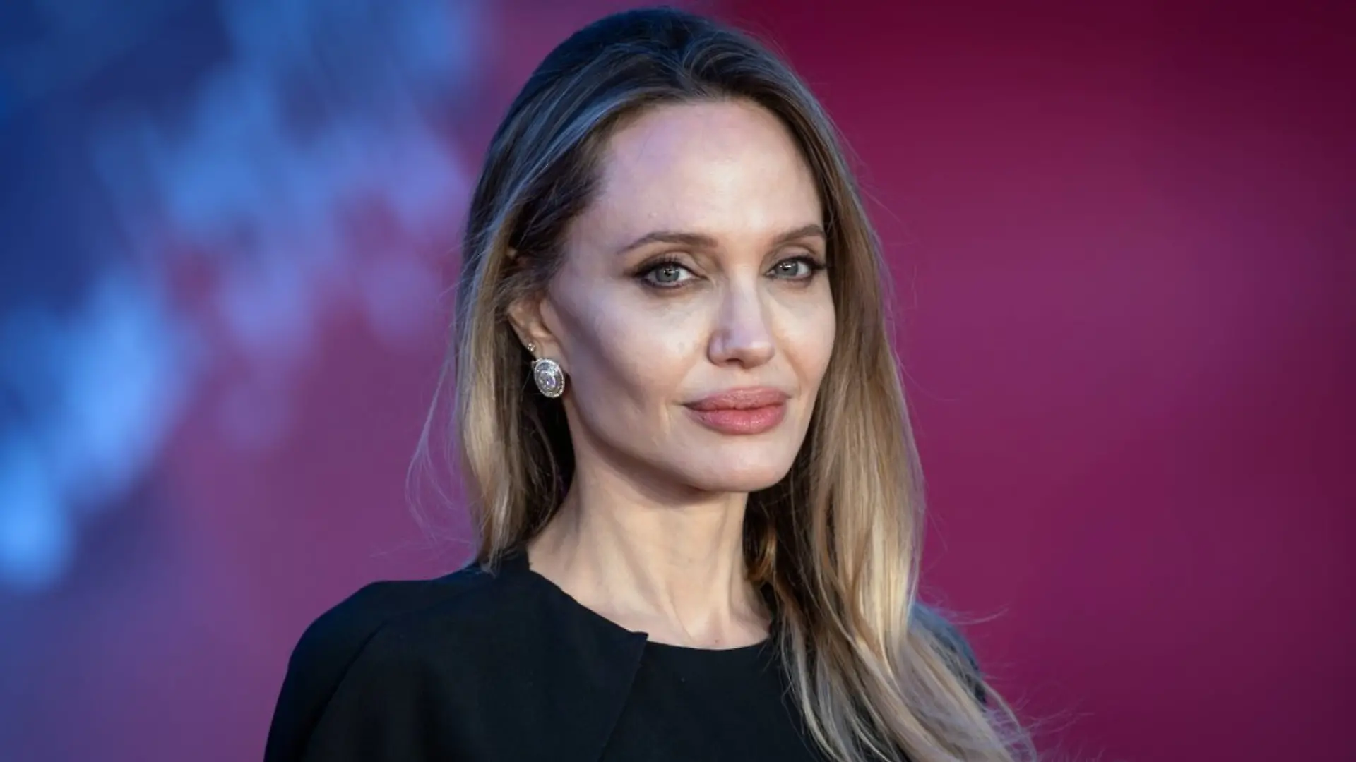 Angelina Jolie hat eine ihrer Immobilien verkauft.
