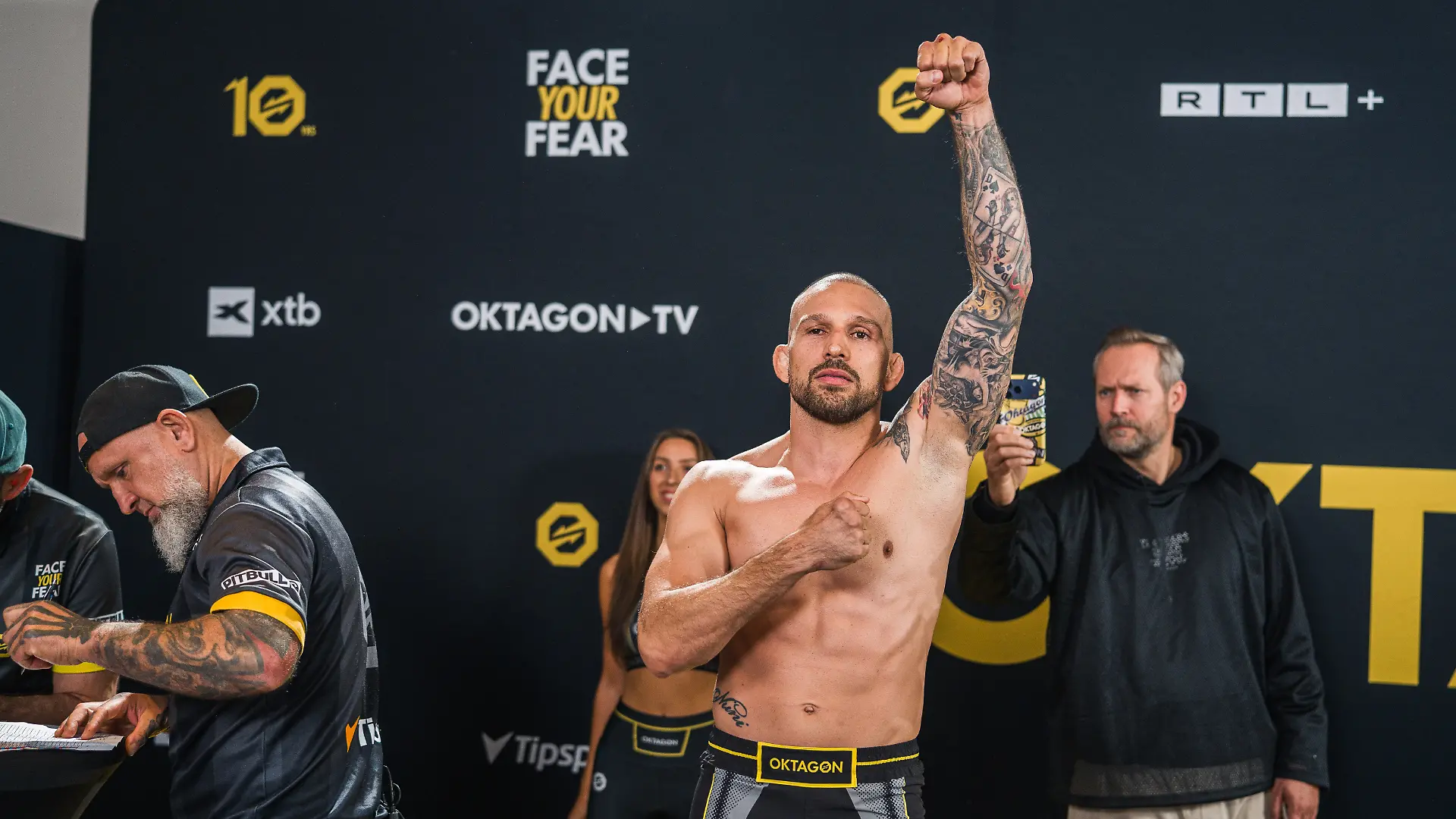 Max Coga, Christian Eckerlin