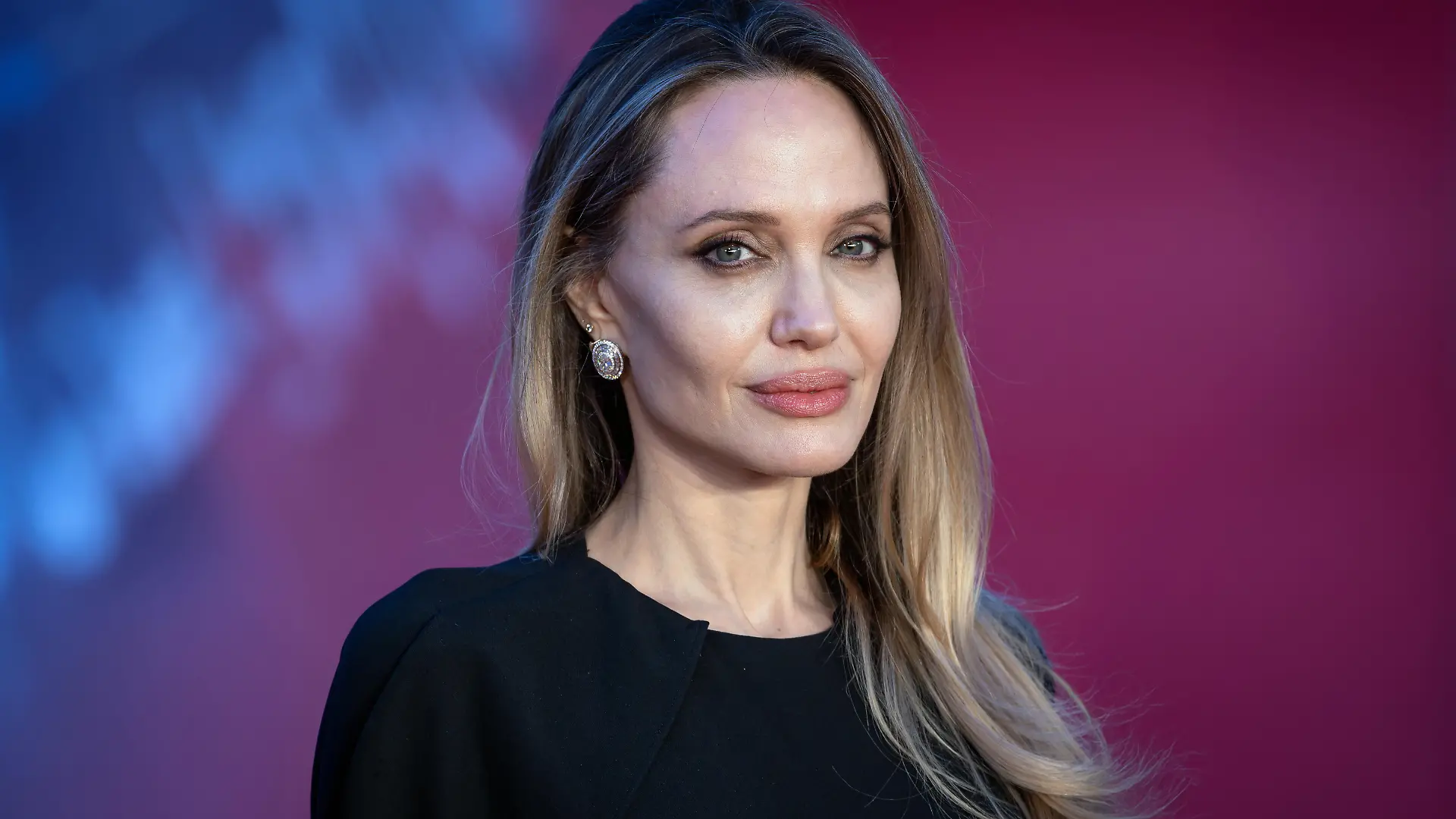 10/18/2025 Angelina Jolie attends the Couture red carpet during the 20th Rome Film Festival at Auditorium Parco Della Musica. (Photo by Gennaro Leonardi / Pacific Press/Sipa USA)